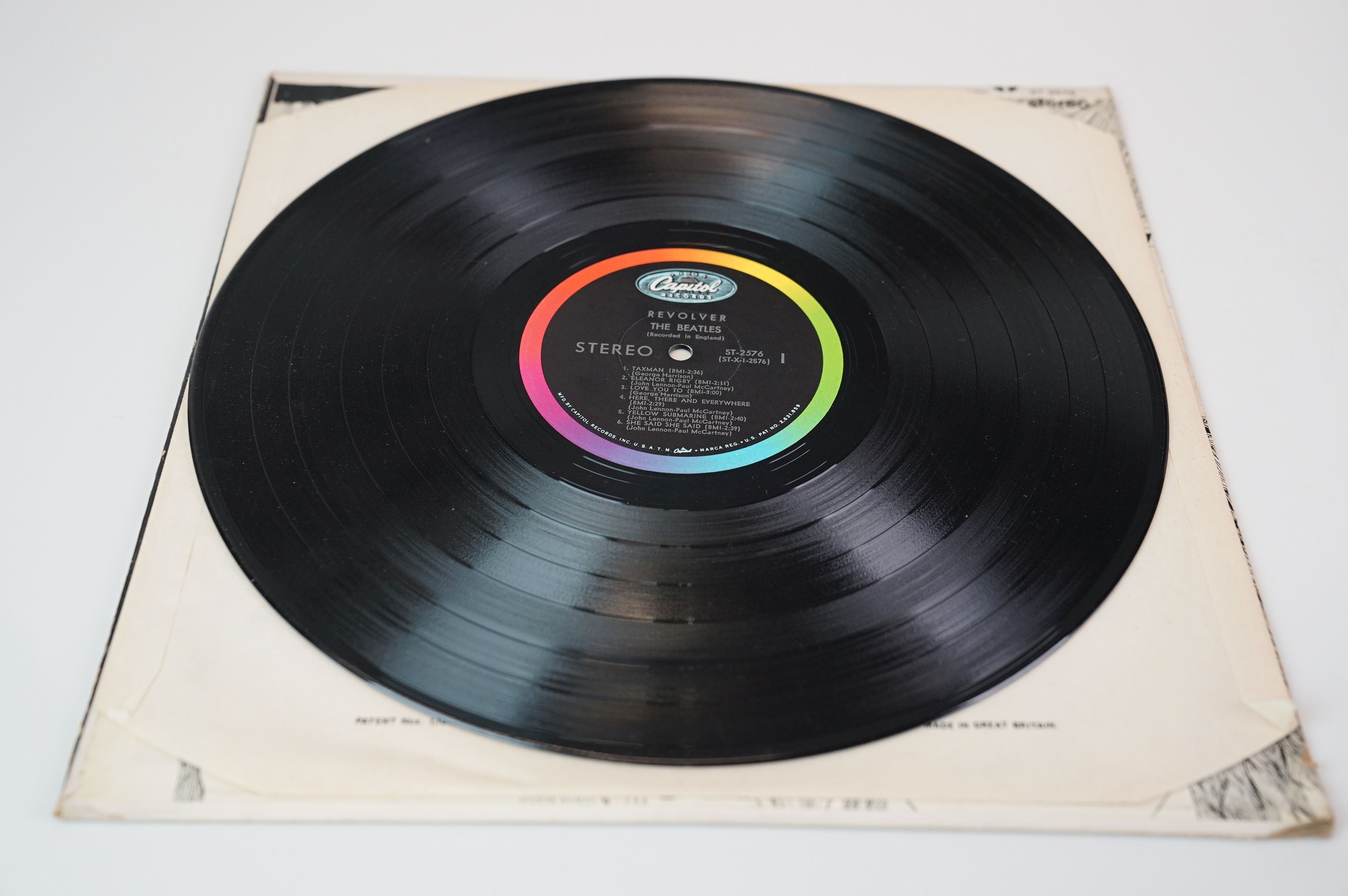 Vinyl - Nine later release The Beatles LPs to include Sgt Peppers on Capitol, Revolver, White - Image 13 of 44