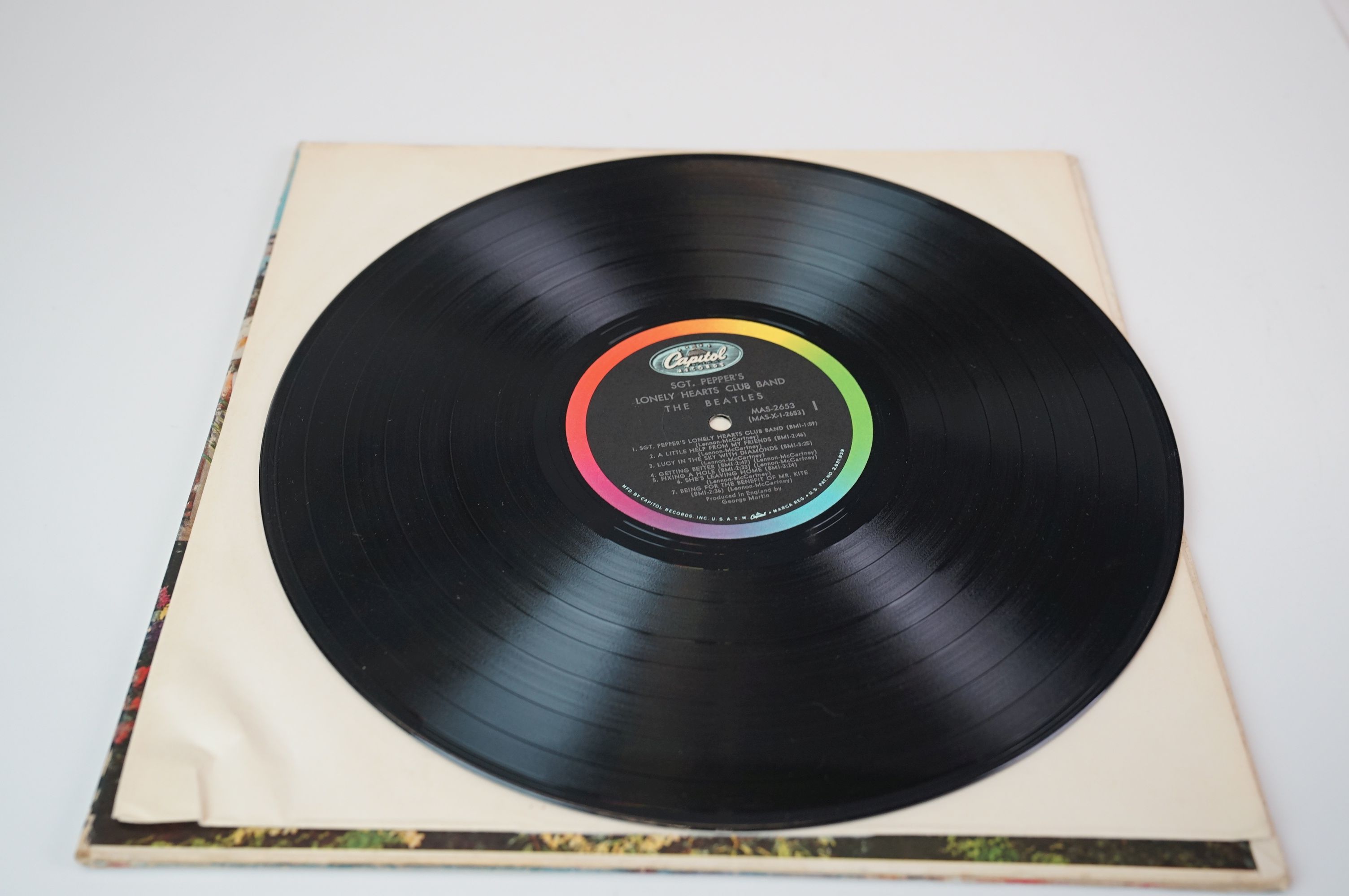 Vinyl - Nine later release The Beatles LPs to include Sgt Peppers on Capitol, Revolver, White - Image 6 of 44