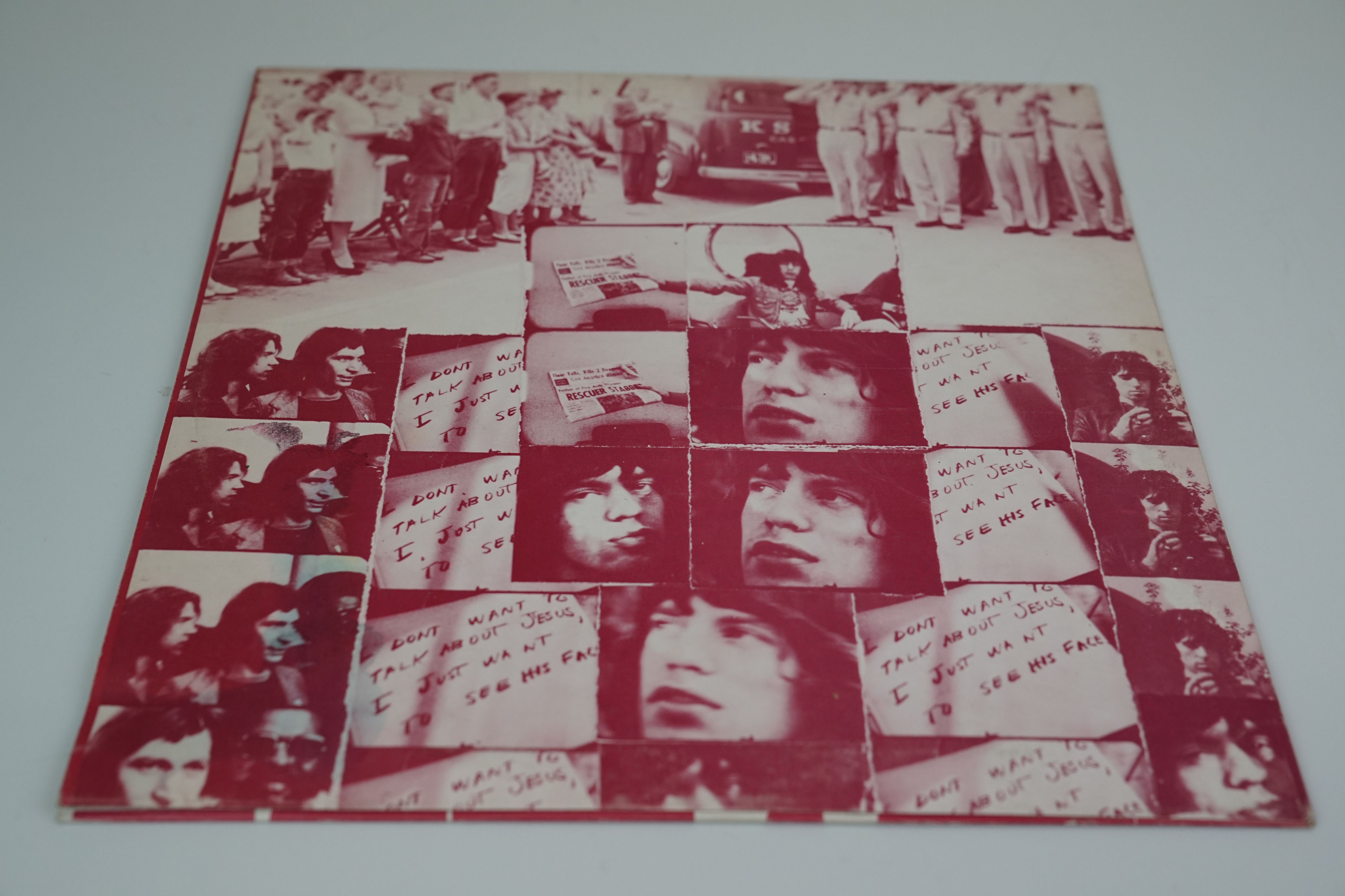 Vinyl - the Rolling Stones Exile on Main Street, no postcards, vinyl and sleeves vg - Image 8 of 16