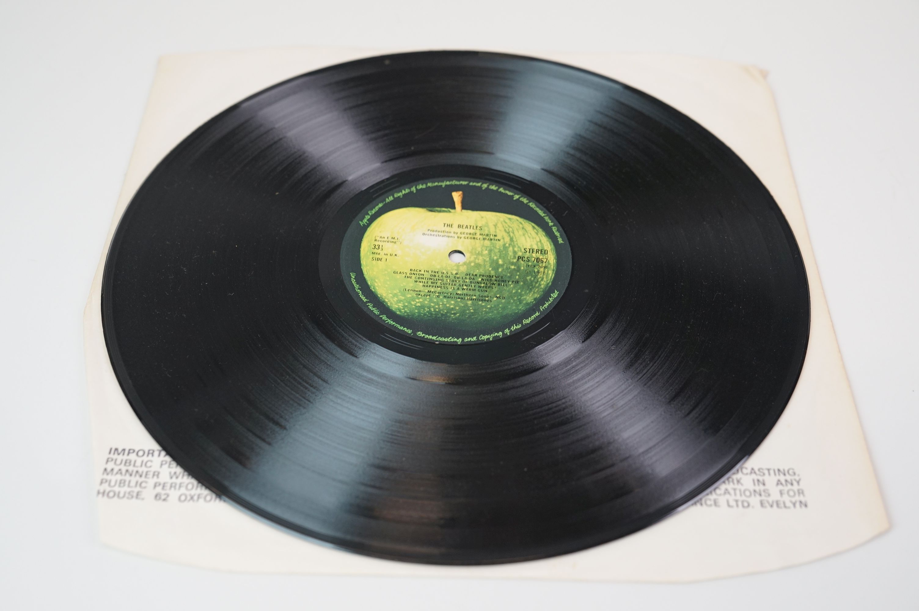 Vinyl - The Beatles White Album PCS7067/8 Stereo side opener no. 296130, 4 photographs and poster ex - Image 11 of 17