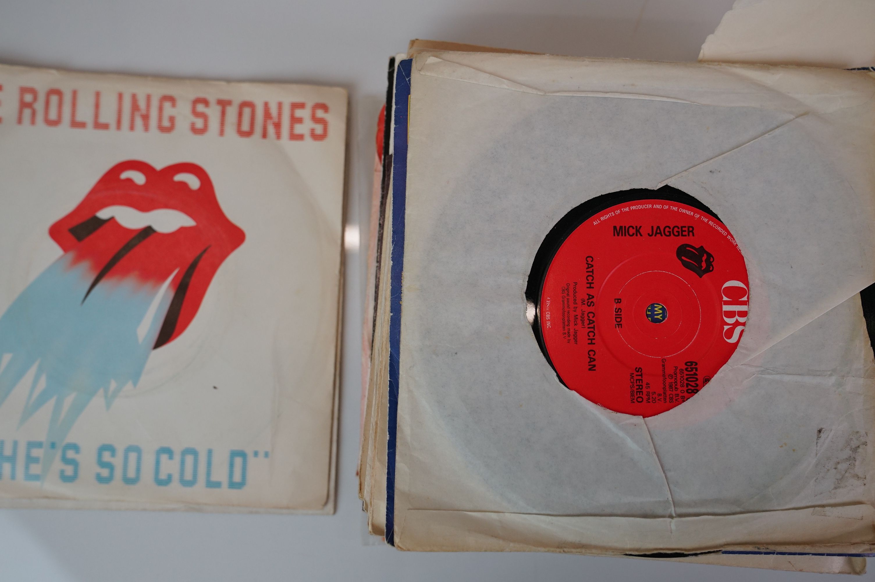 Vinyl - Collection of 28 The Rolling Stones 45s many in company sleeves to include Not Fade Away, - Image 4 of 33