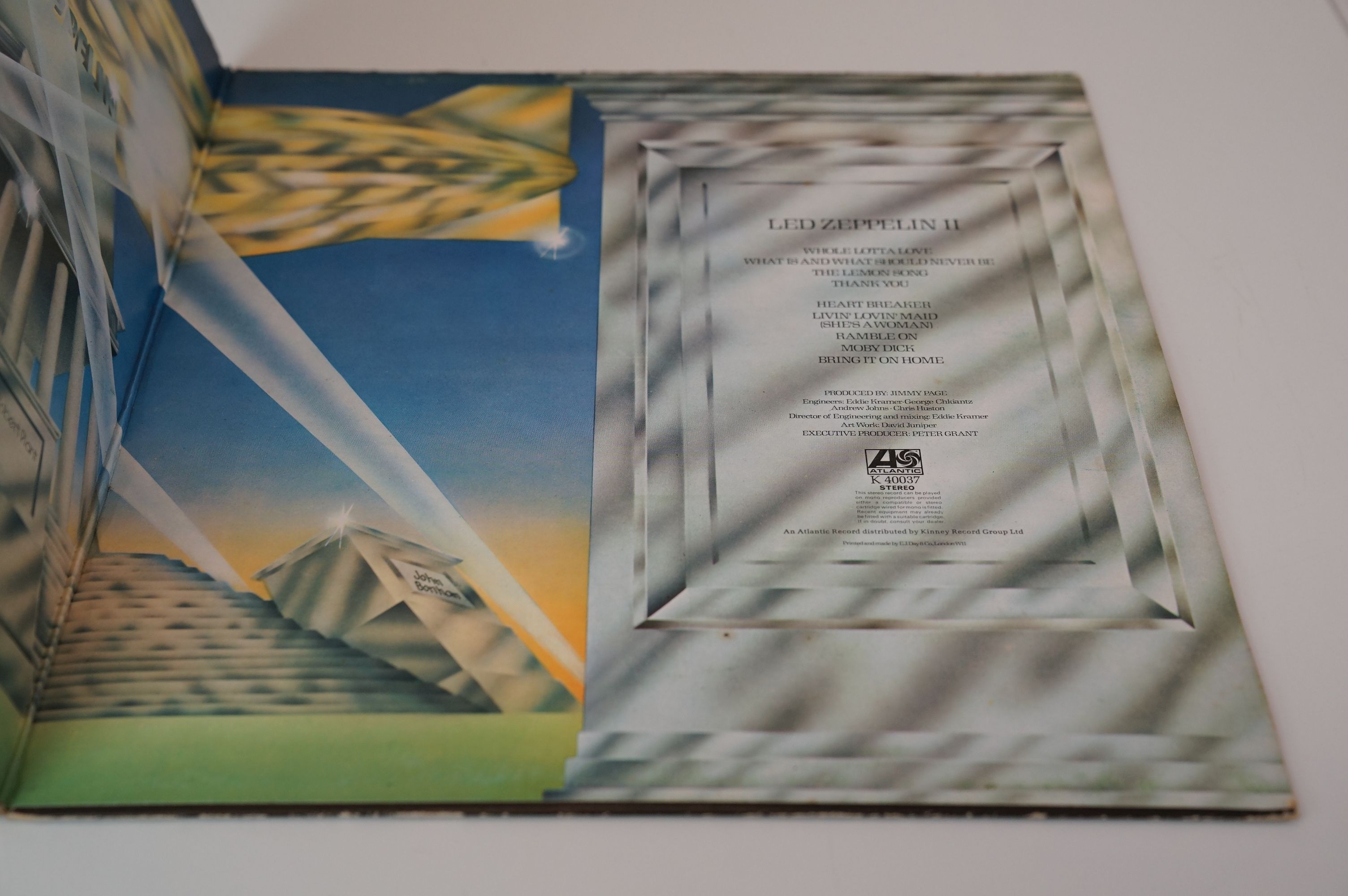 Vinyl - Led Zeppelin collection of 4 LP's to include One (K 40031) later press, Two x 2 (K 40037 one - Image 5 of 31