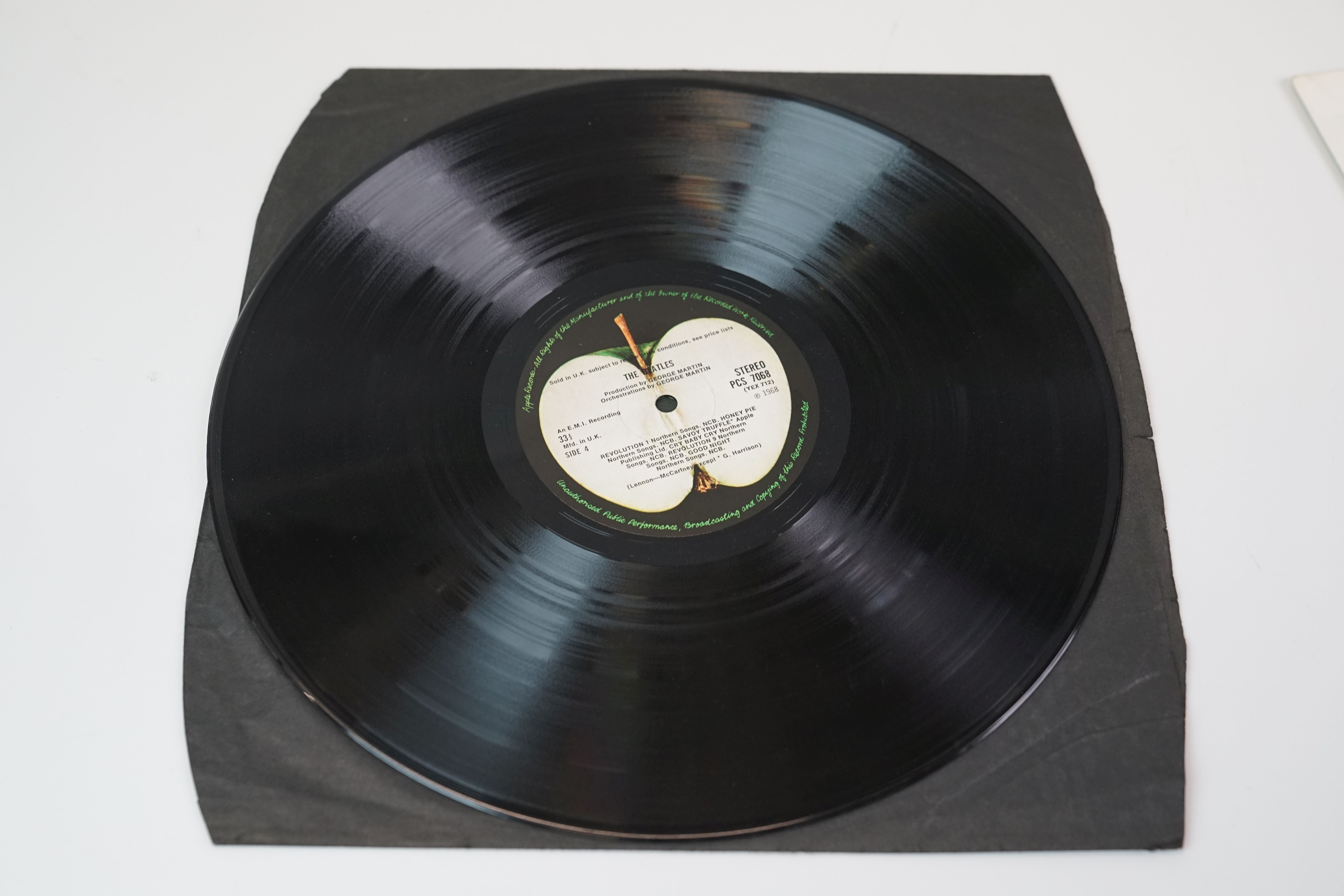 Vinyl - The Beatles White Album (PCS 706718) Stereo top loader No 0399149, three photos (Lennon - Image 9 of 14