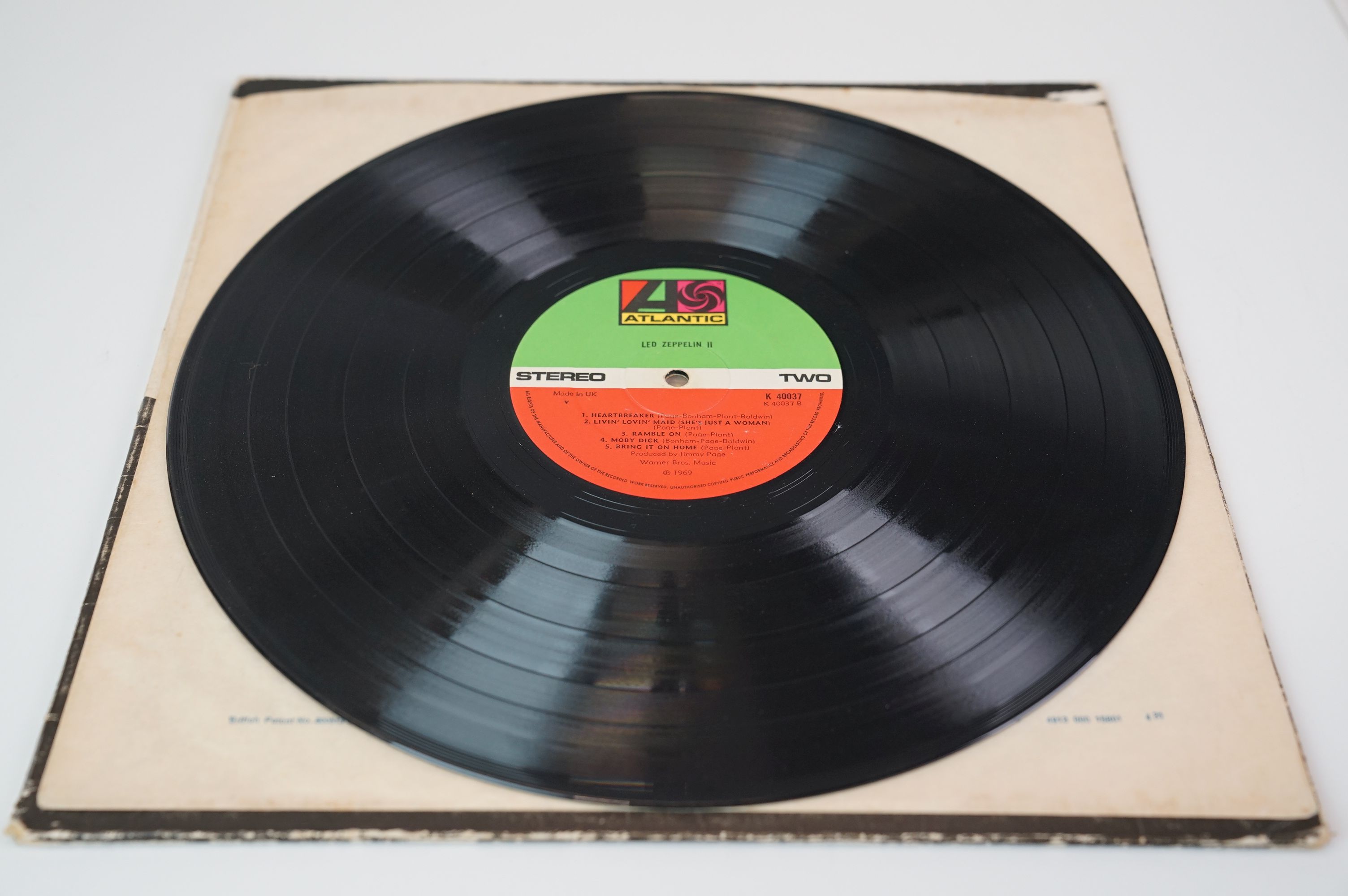 Vinyl - Led Zeppelin collection of 4 LP's to include One (K 40031) later press, Two x 2 (K 40037 one - Image 7 of 31