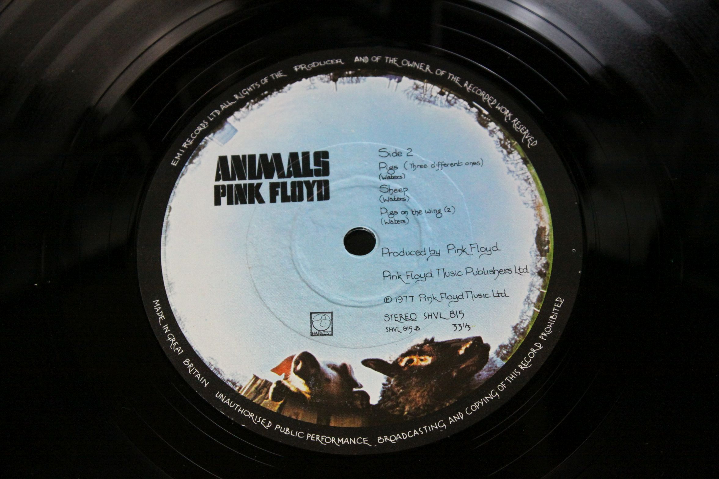 Vinyl - Pink Floyd Animals 1st press LP on Harvest SHVL815 in ex condition - Image 6 of 8