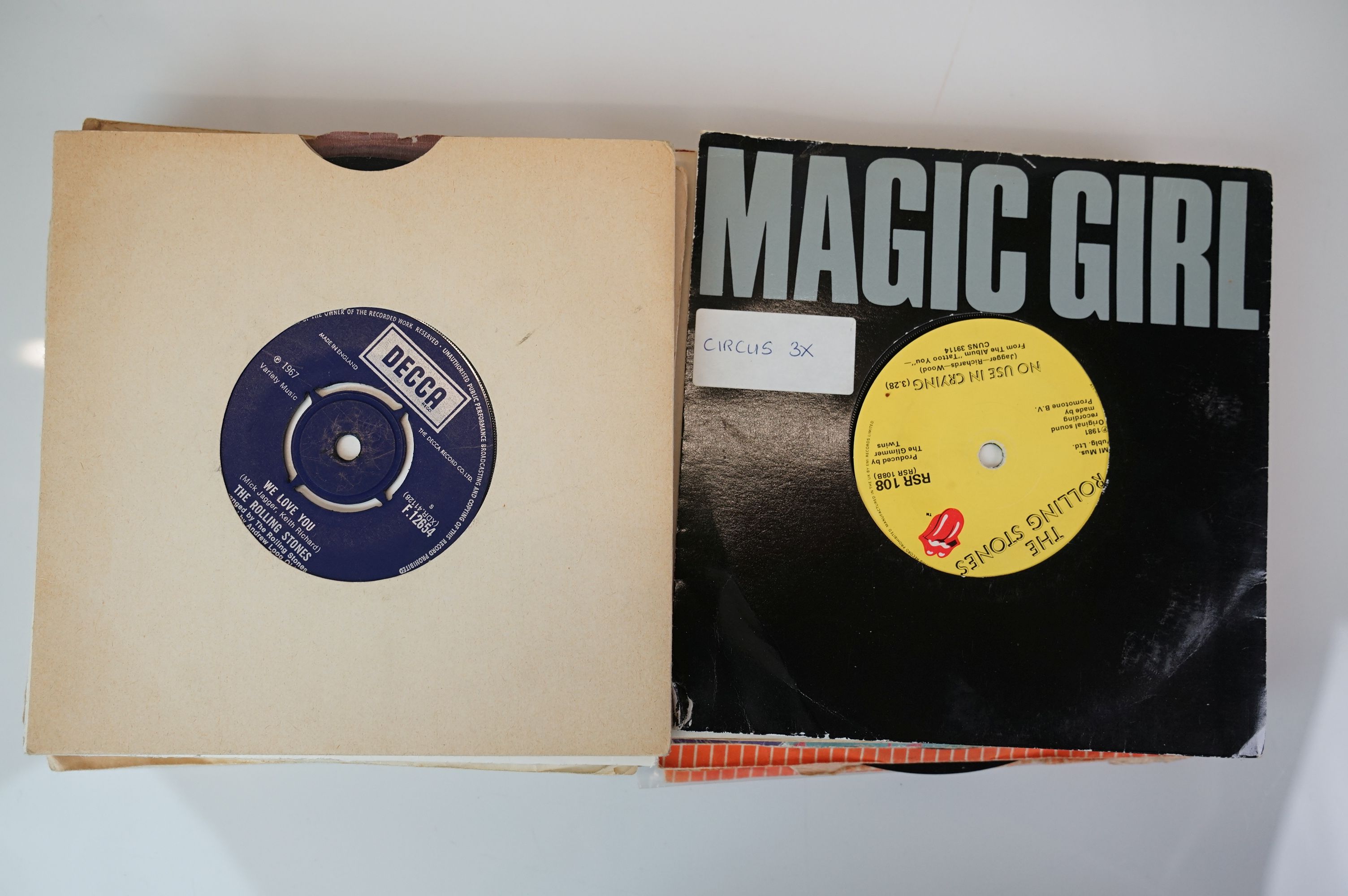 Vinyl - Collection of 28 The Rolling Stones 45s many in company sleeves to include Not Fade Away, - Image 20 of 33