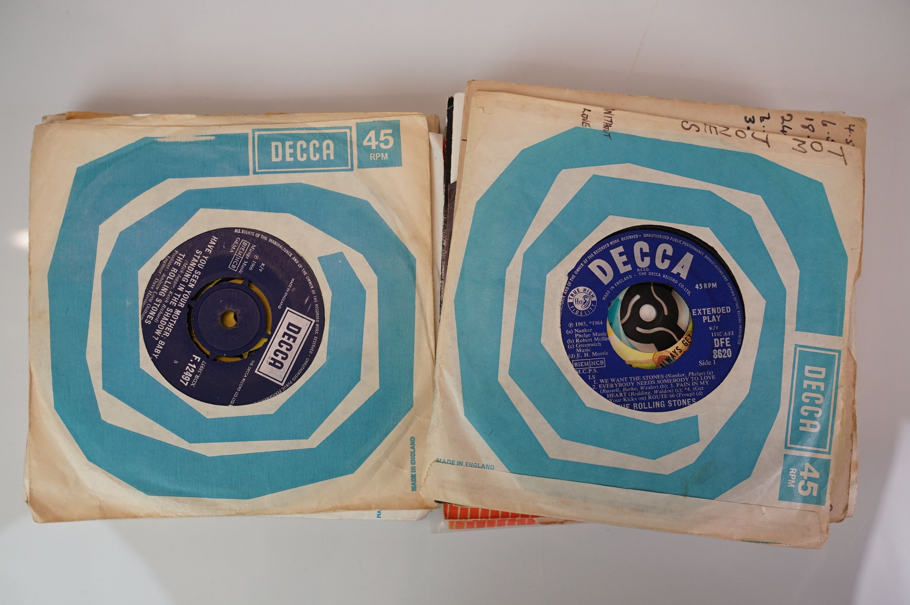 Vinyl - Collection of 28 The Rolling Stones 45s many in company sleeves to include Not Fade Away, - Image 14 of 33