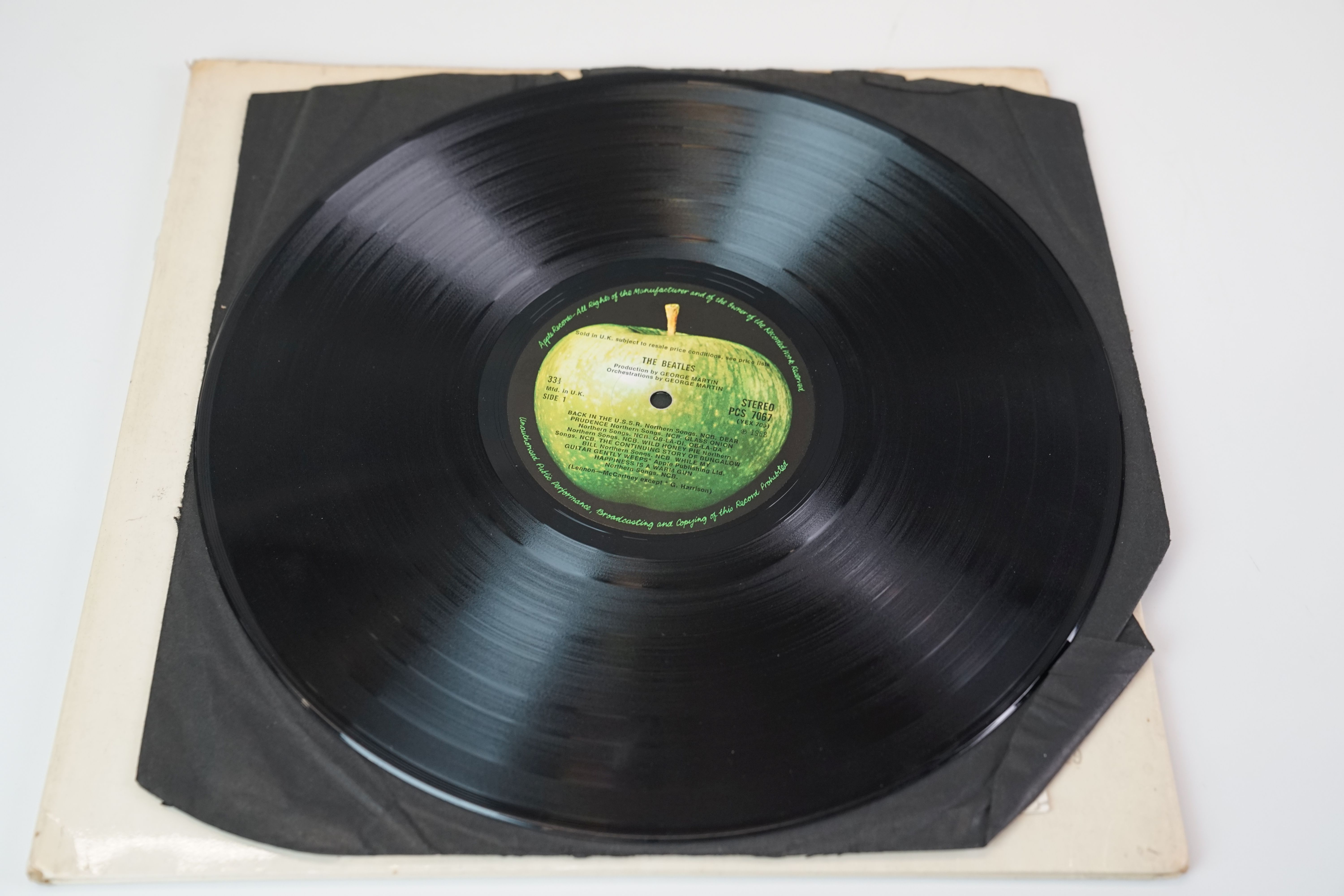 Vinyl - The Beatles White Album (PCS 706718) Stereo top loader No 0399149, three photos (Lennon - Image 7 of 14