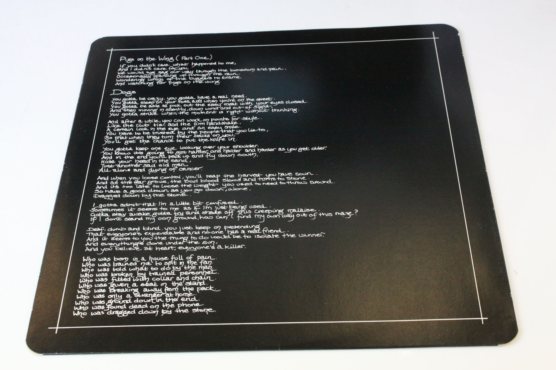 Vinyl - Pink Floyd Animals 1st press LP on Harvest SHVL815 in ex condition - Image 8 of 8