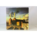Vinyl - Pink Floyd Animals 1st press LP on Harvest SHVL815 in ex condition