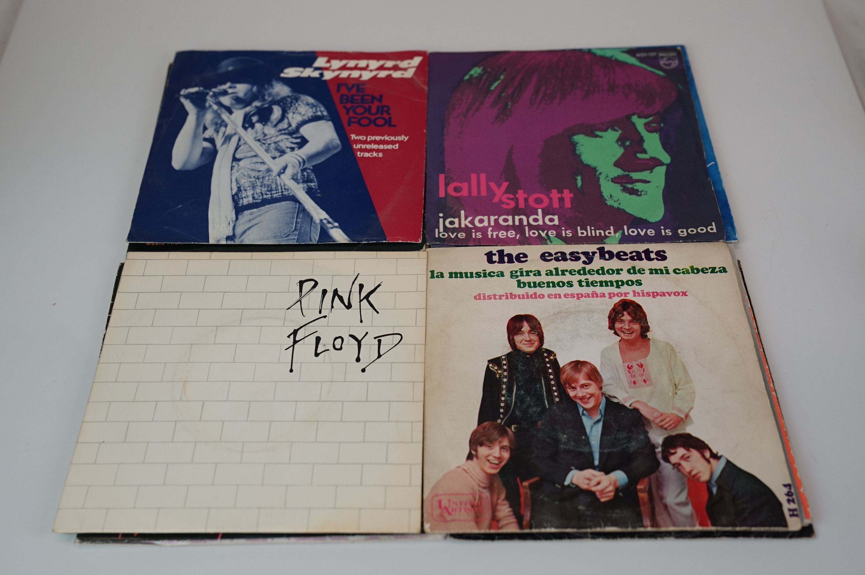 Vinyl - Collection of approximately 75 1970s Rock & Pop 45s in picture sleeves - Image 8 of 20