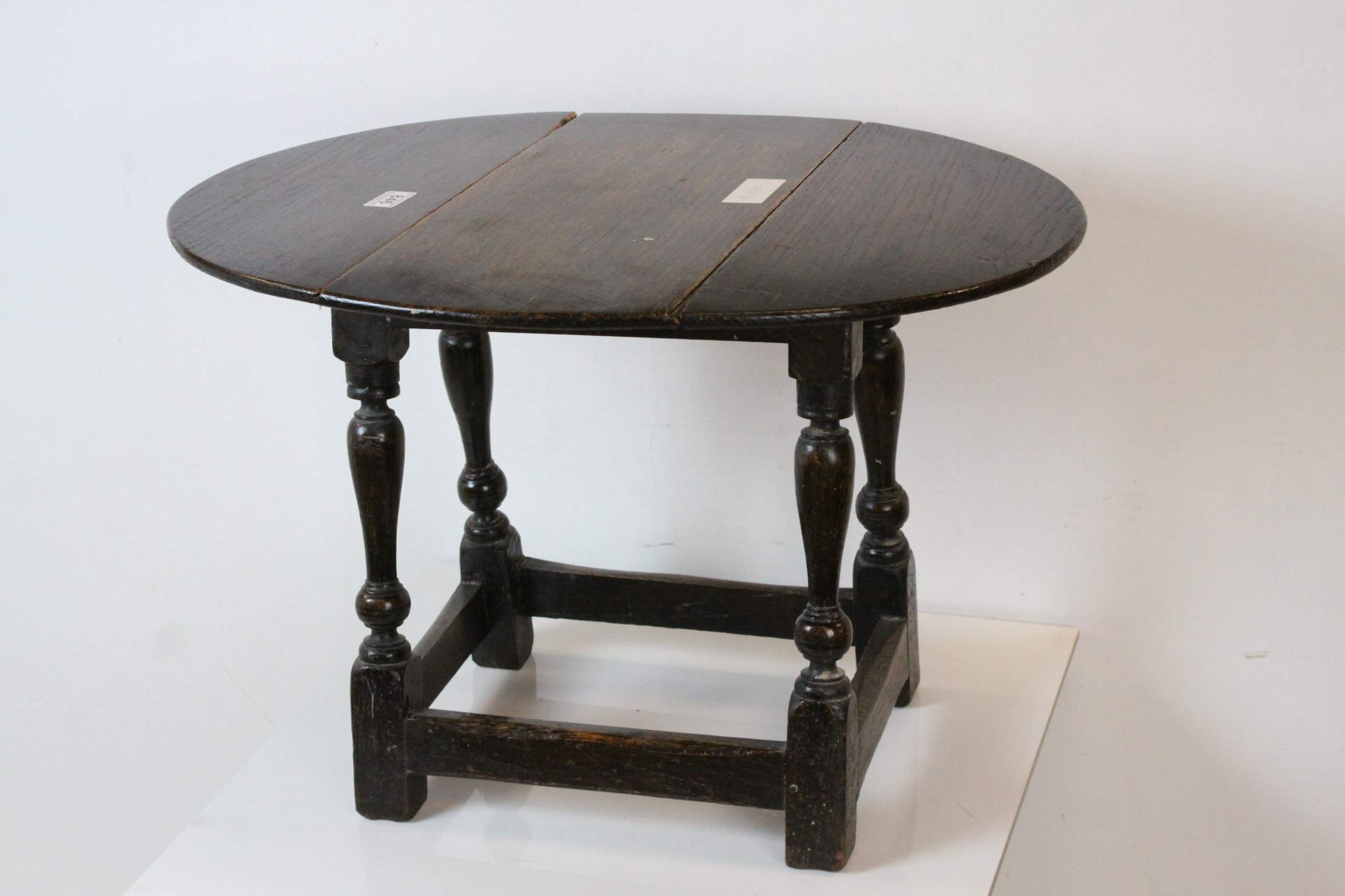 Small Oak Joint Table with Drop-Flap Swivel Top, 50cms long x 45cms high together with a Carved - Image 2 of 15