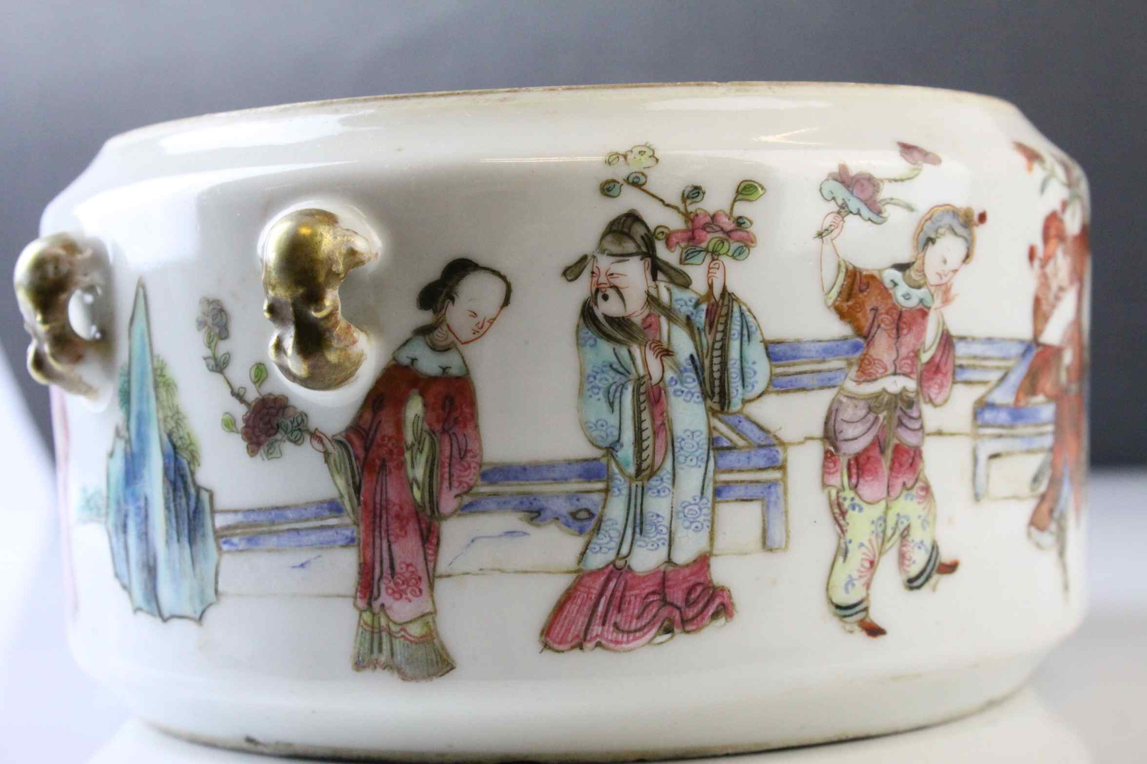 Chinese Famille Rose Bowl, decorated in enamels with a continuous line of figures, two pairs of loop - Image 7 of 8