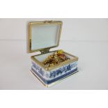Trinket Box containing Yellow Metal and Gold Jewllery