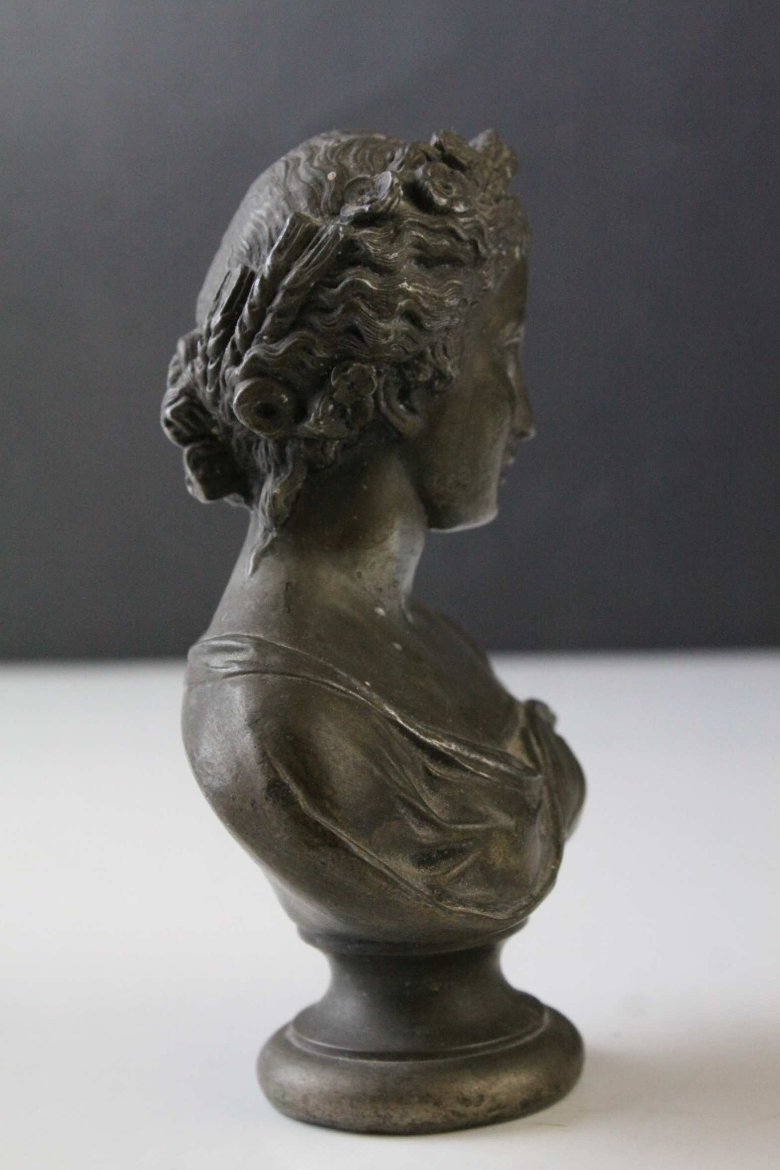 Two 19th century Spelter Busts of Classical Ladies, 14cms high - Image 4 of 8