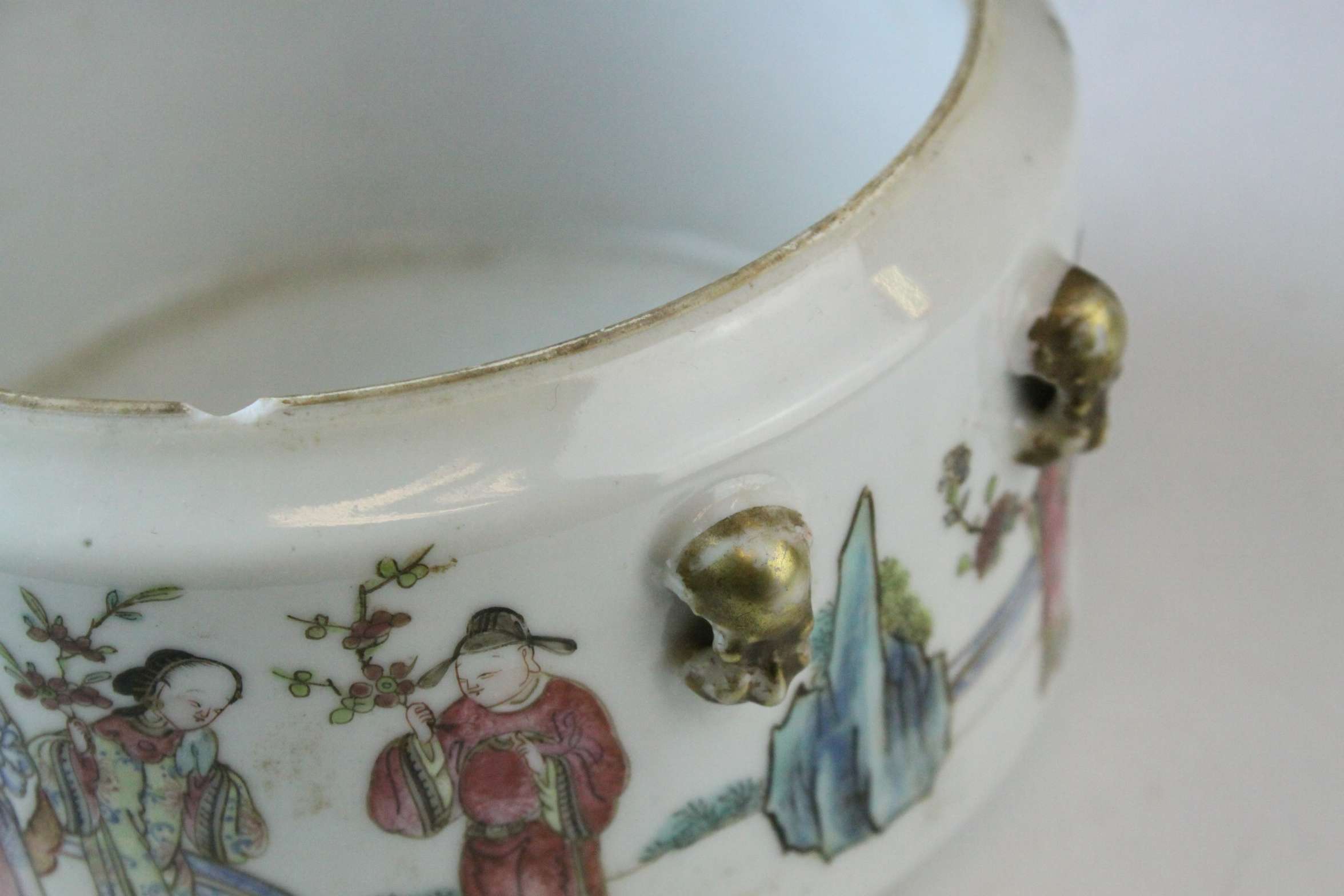 Chinese Famille Rose Bowl, decorated in enamels with a continuous line of figures, two pairs of loop - Image 5 of 8