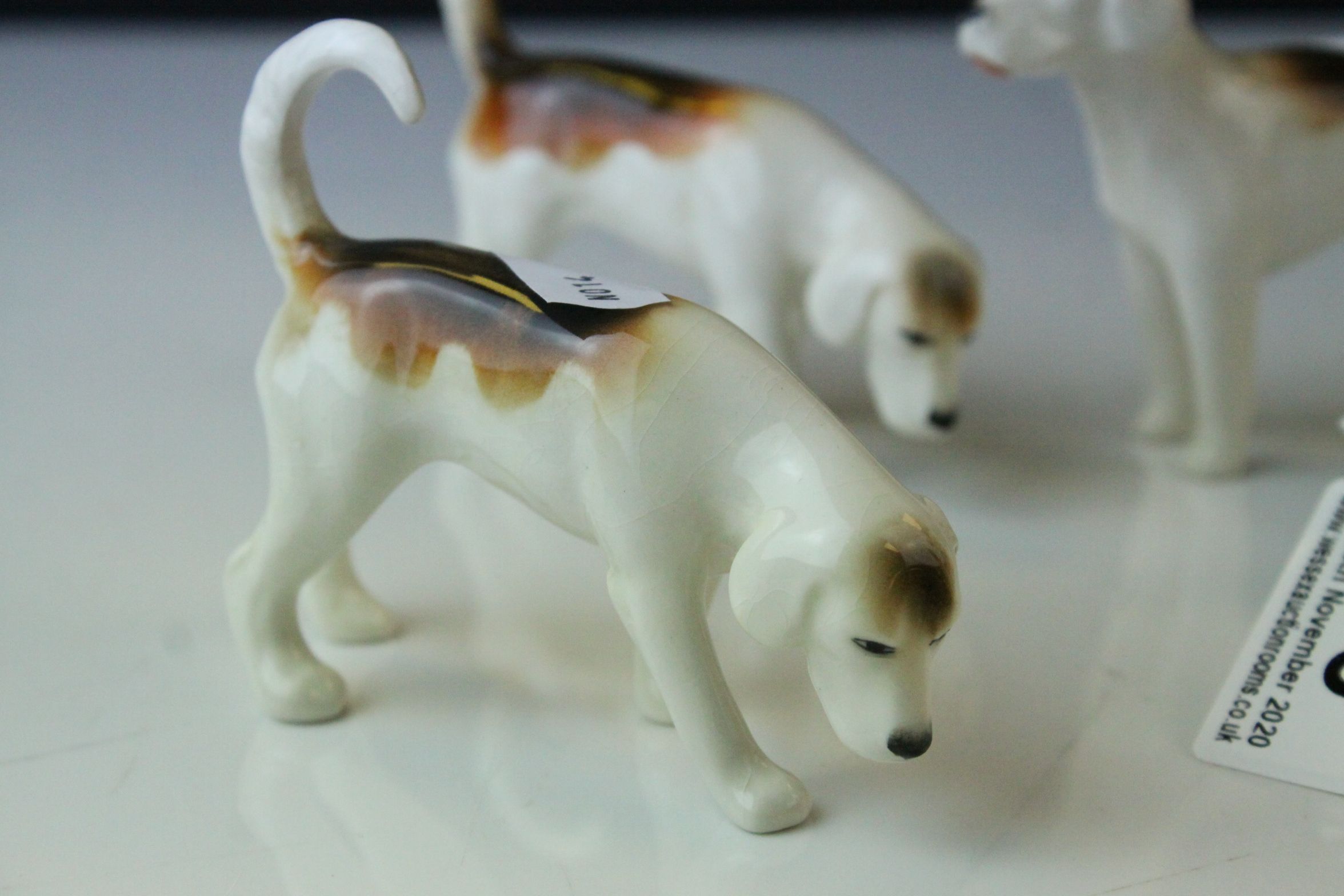 Beswick Fox model 1440 and Seven Beswick Fox Hounds including one model 941, two model 942, two - Image 6 of 12