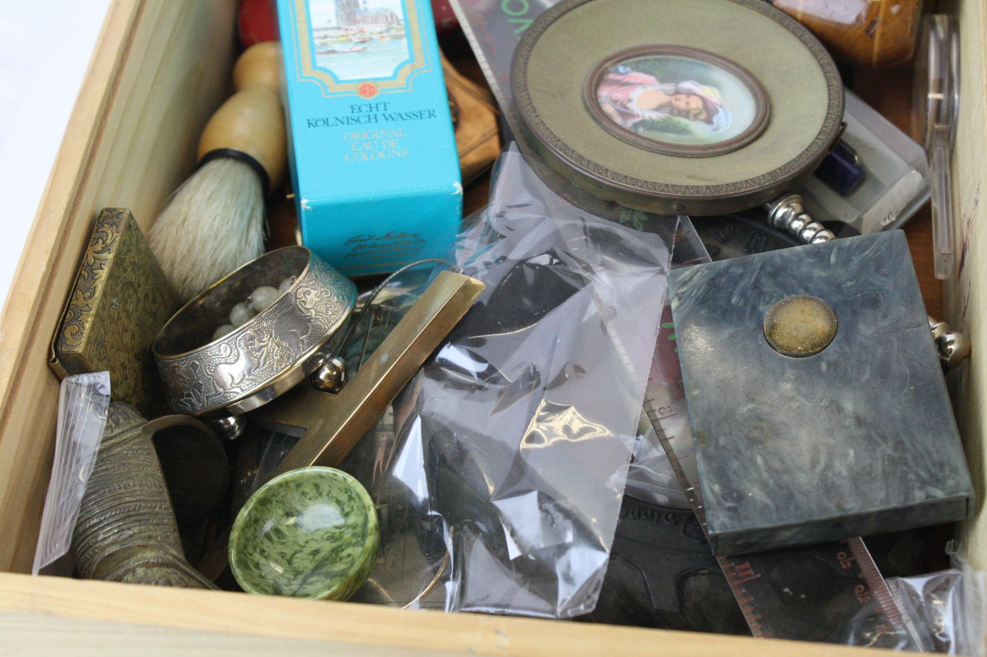 A box of mixed collectables to include Lighters, badges, glasses and pens. - Image 3 of 5