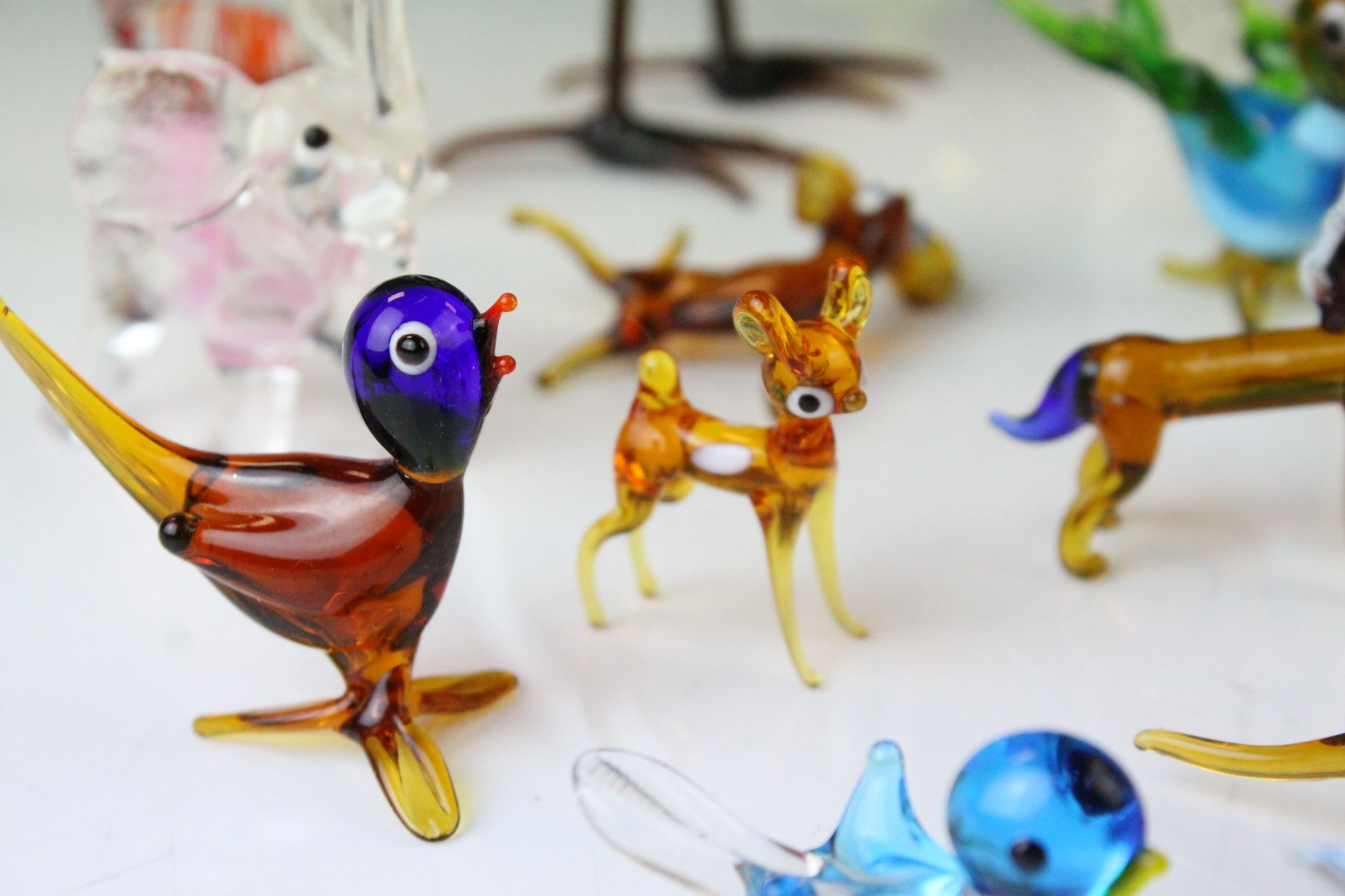 Collection of Miniature Glass Animals, approximately 30 - Image 7 of 17