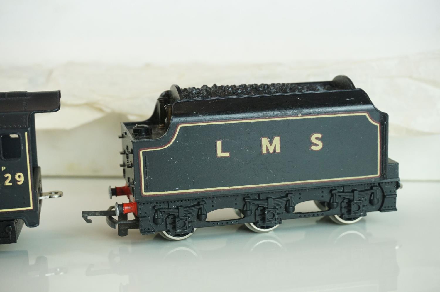 Boxed Wrenn OO gauge W2241 4-6-2 Duchess of Hamilton 4-6-2 with tender, with instructions - Image 3 of 8