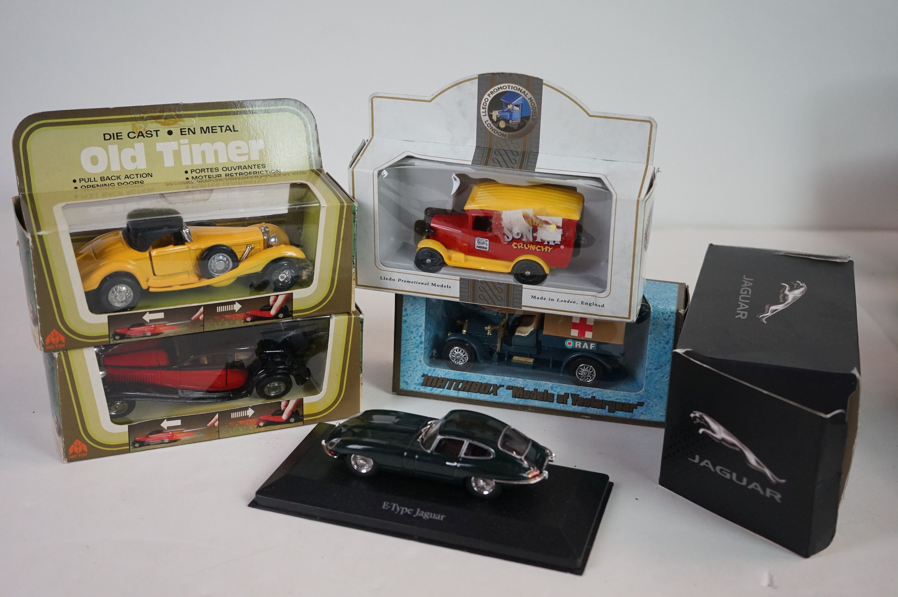 50 x Boxed diecast models to include Matchbox, Lledo, Oxford Diecast, Maisto, etc. Plus 30 x - Image 6 of 15