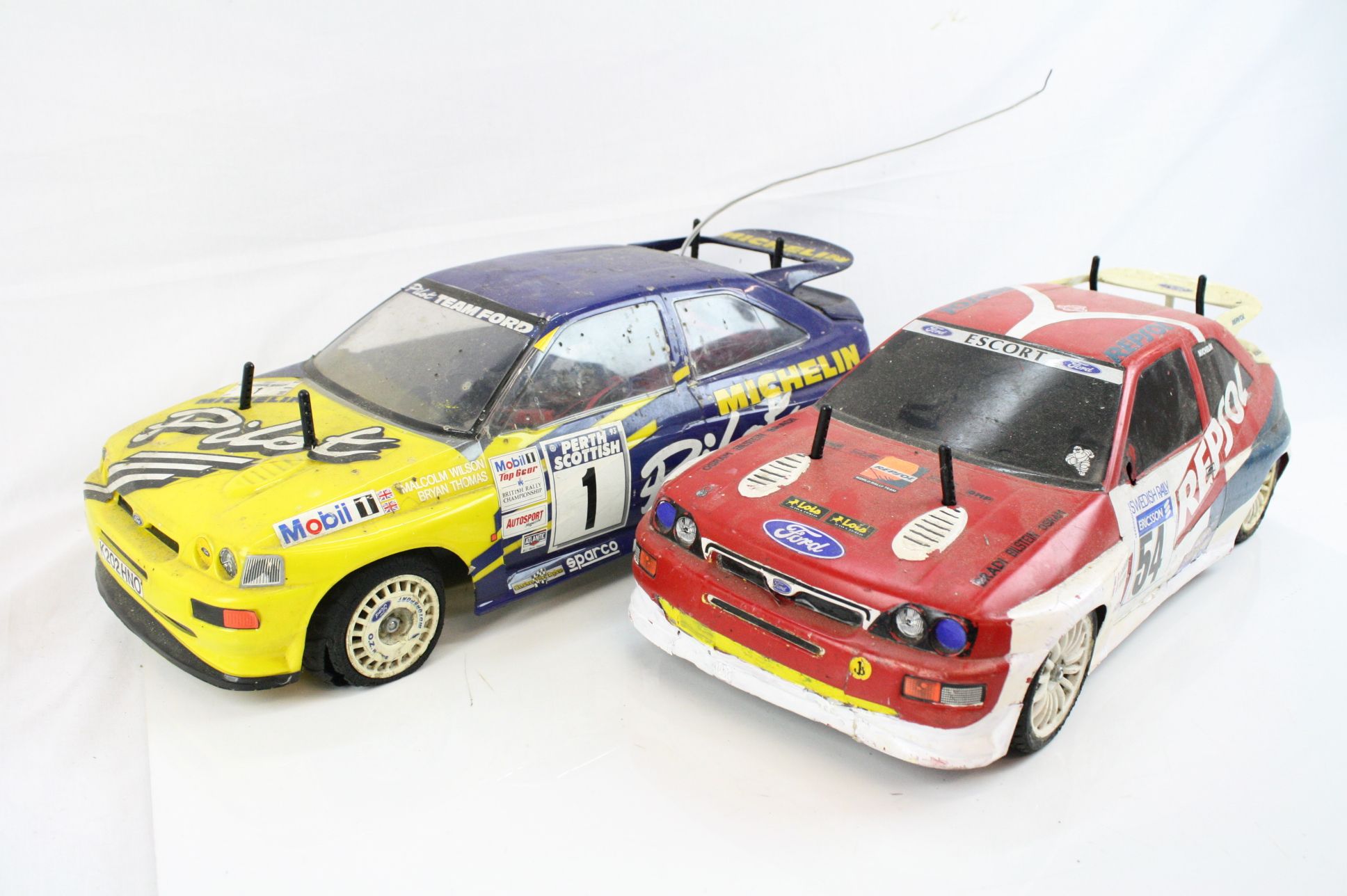 A Tamiya 58125 Ford Escort RS Michelin Pilot with TA01 chassis together with a Tamiya Ford Escort RS - Image 5 of 5