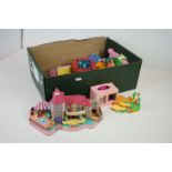 14 x playworn Bluebird & Mattel Polly Pocket sets, unchecked for completeness.