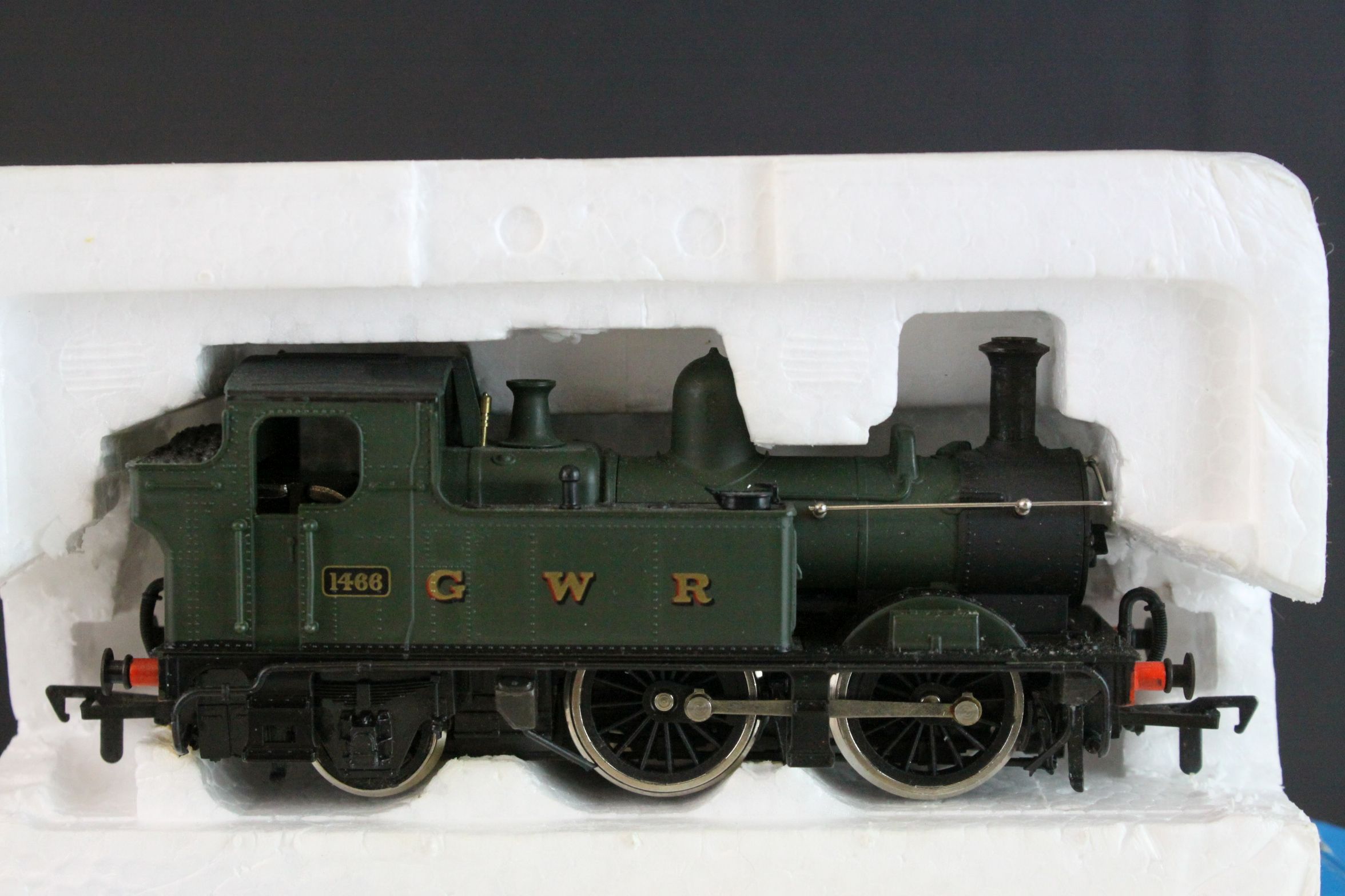 Four boxed OO gauge locomotives to include 2 x Lima (205111MWG GWR 2-6-2 & 205117MWG GWR 0-6-0) - Image 11 of 13