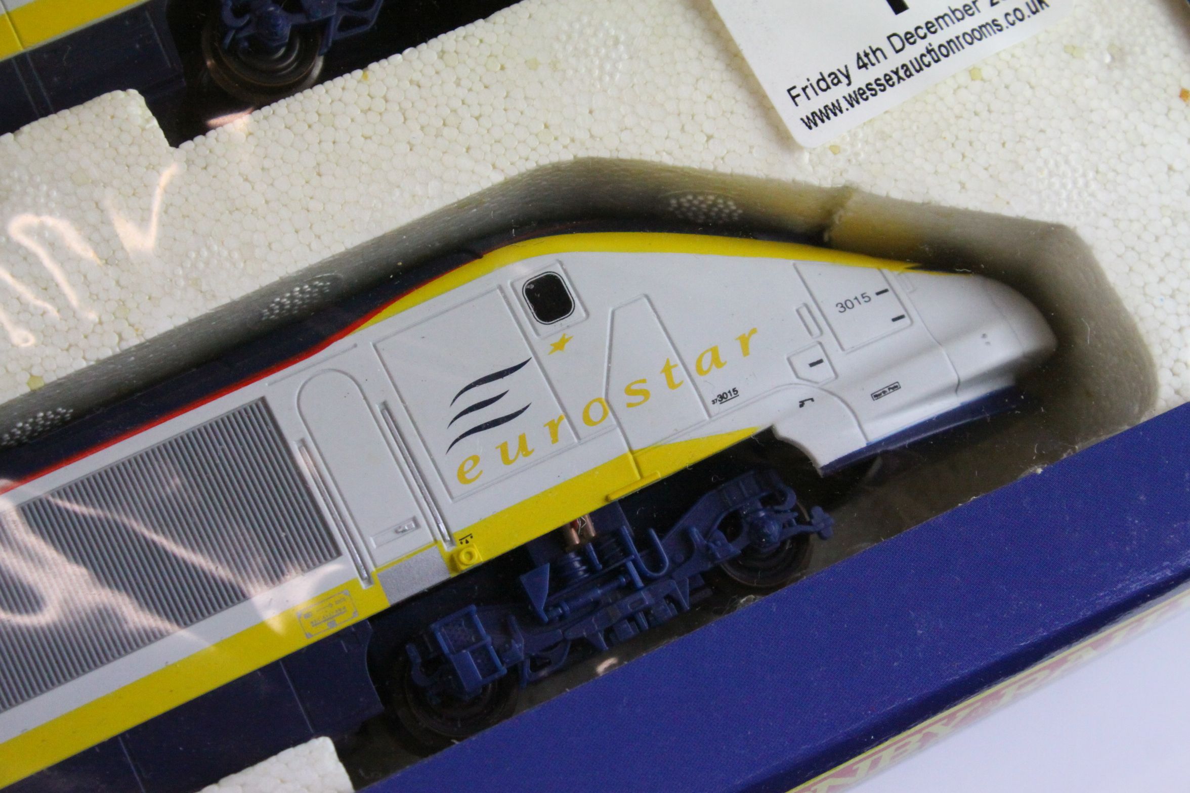 Boxed Hornby OO gauge R665 Eurostar Train Pack, complete with Class 373 Powered Locomotive, Class - Image 7 of 9