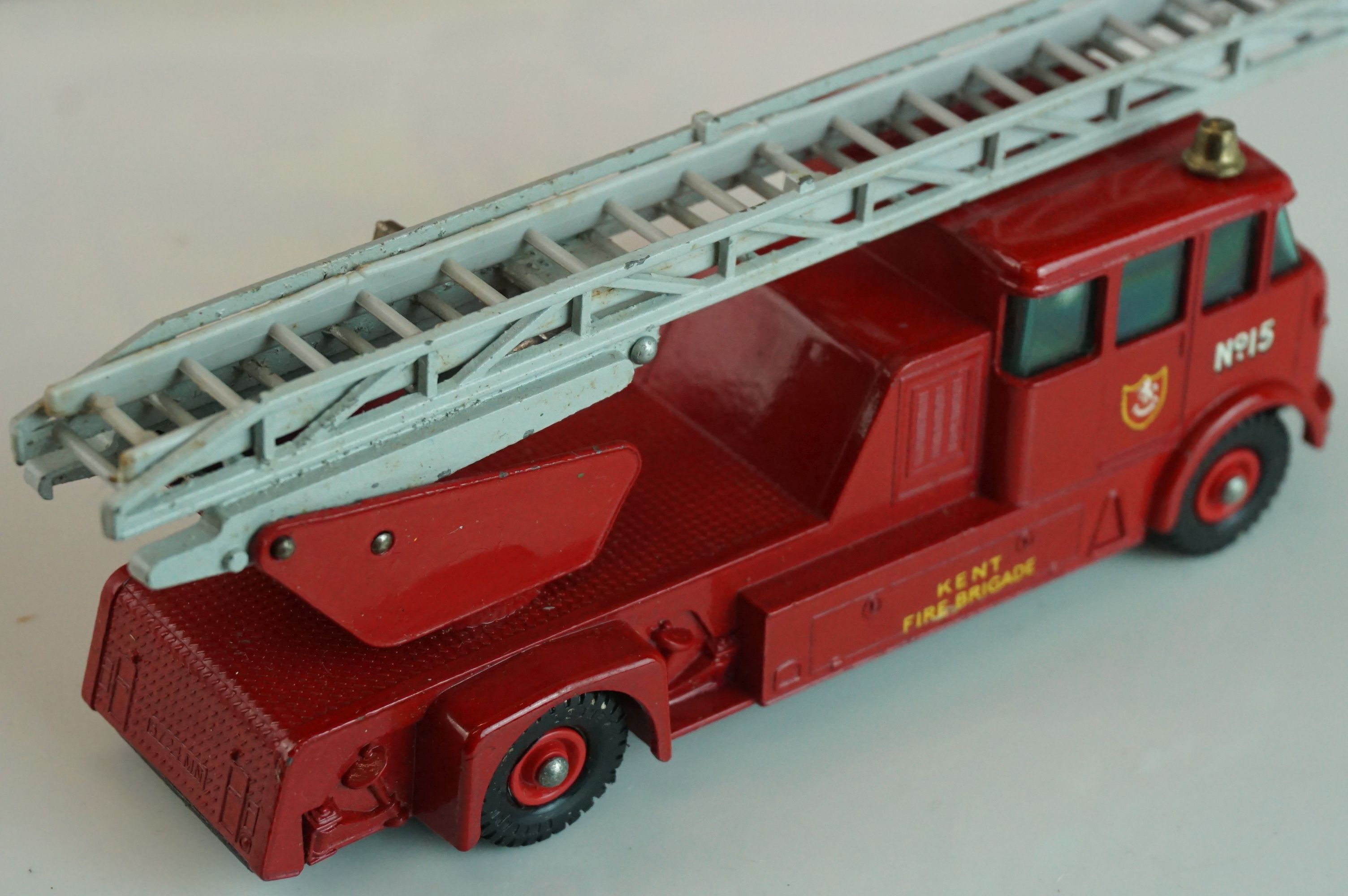 Boxed Matchbox K15 King Size Merryweather Fire Engine diecast model in vg condition with minimal - Image 5 of 8