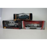 Two boxed Maisto 1:18 scale diecast models to include Jaguar S-Type and Hummer, plus boxed Road