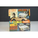 Boxed Corgi 261 James Bond 007 Aston Martin DB5 diecast model, complete with ejector figure, inner