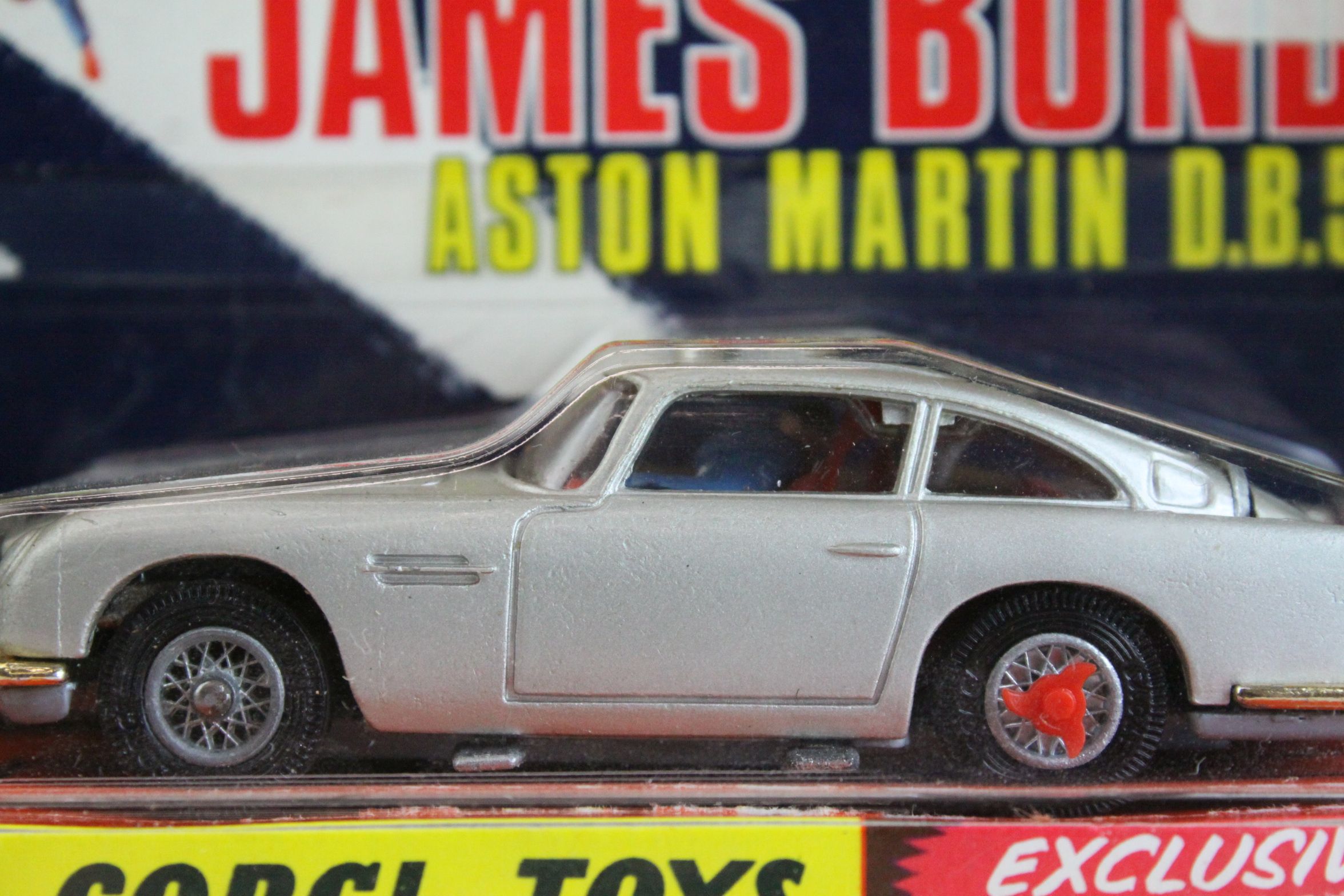 Boxed Corgi 270 The James Bond 007 Aston Martin diecast model appearing to be complete and unremoved - Image 8 of 9