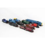 10 OO gauge locomotives to include 5 x Hornby, 4 x Lima and one unmarked, features Hornby R751