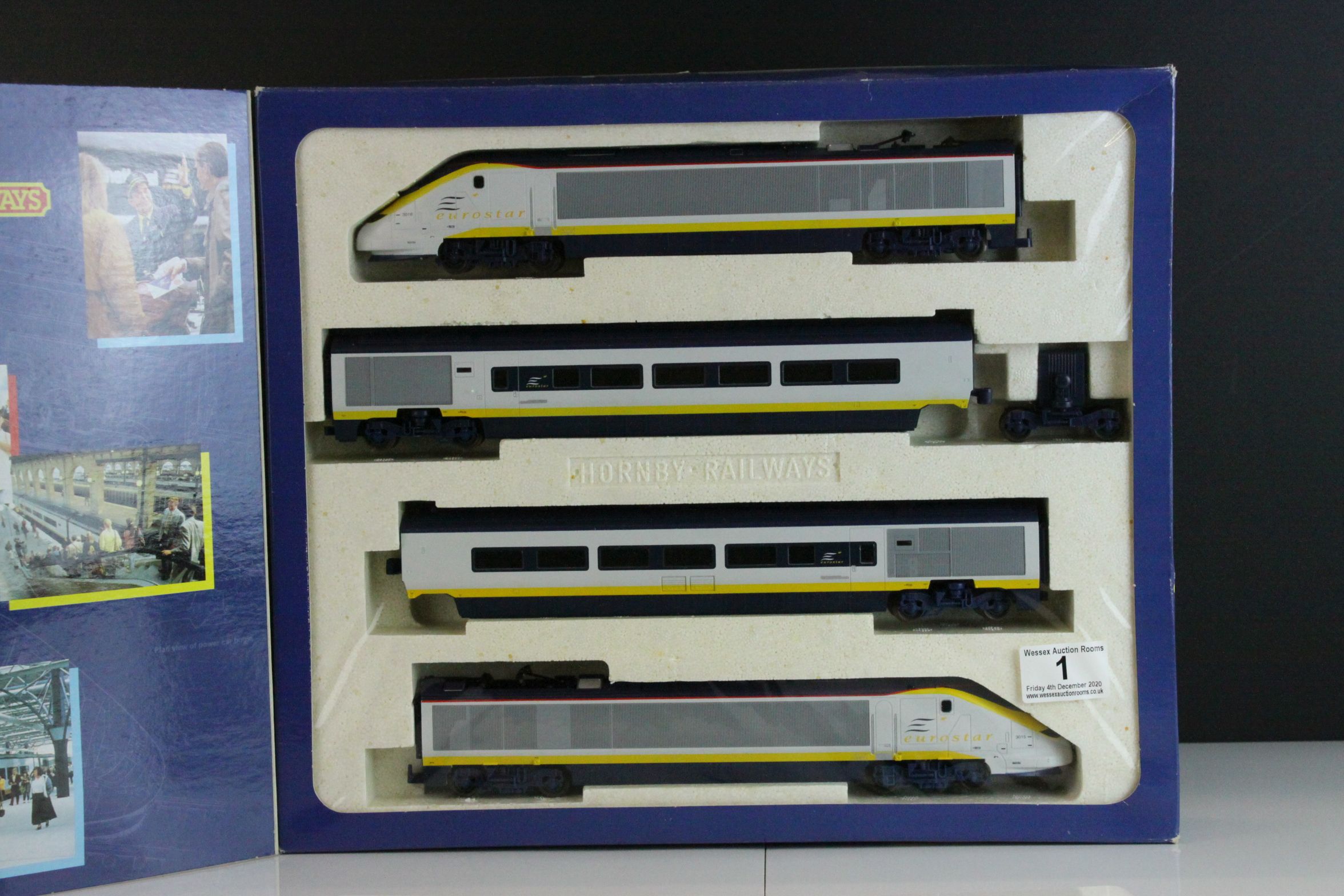 Boxed Hornby OO gauge R665 Eurostar Train Pack, complete with Class 373 Powered Locomotive, Class - Image 2 of 9