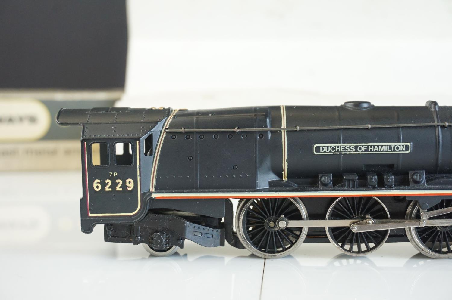 Boxed Wrenn OO gauge W2241 4-6-2 Duchess of Hamilton 4-6-2 with tender, with instructions - Image 5 of 8