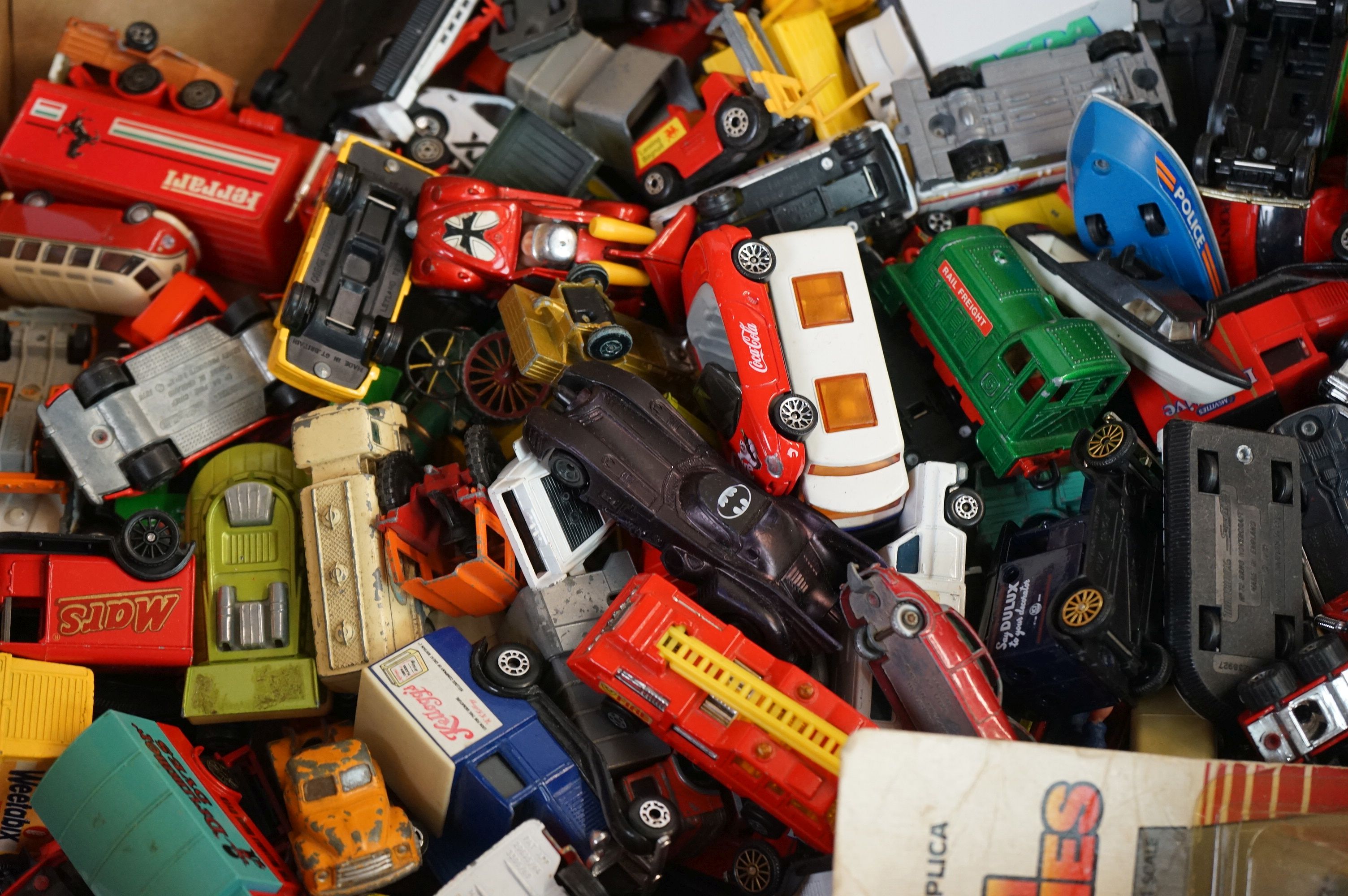 Play worn diecast vehicles to include Matchbox, Corgi, Ertl, Husky, Dinky, approx 100. Also included - Image 4 of 7