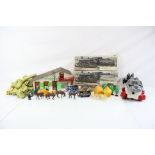 Mixed group of toys to include BlueBox (Hong Kong) Home Farm building, figures and accessories, OO