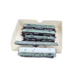 Five OO gauge Bachmann locomotives to include D5038, D5182, D7502, D8138 & M51928