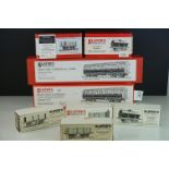 Eight boxed O gauge Slaters Wagon & Coach kits to include 2 x Coach Kits (7C08 Dean Non Corridor All