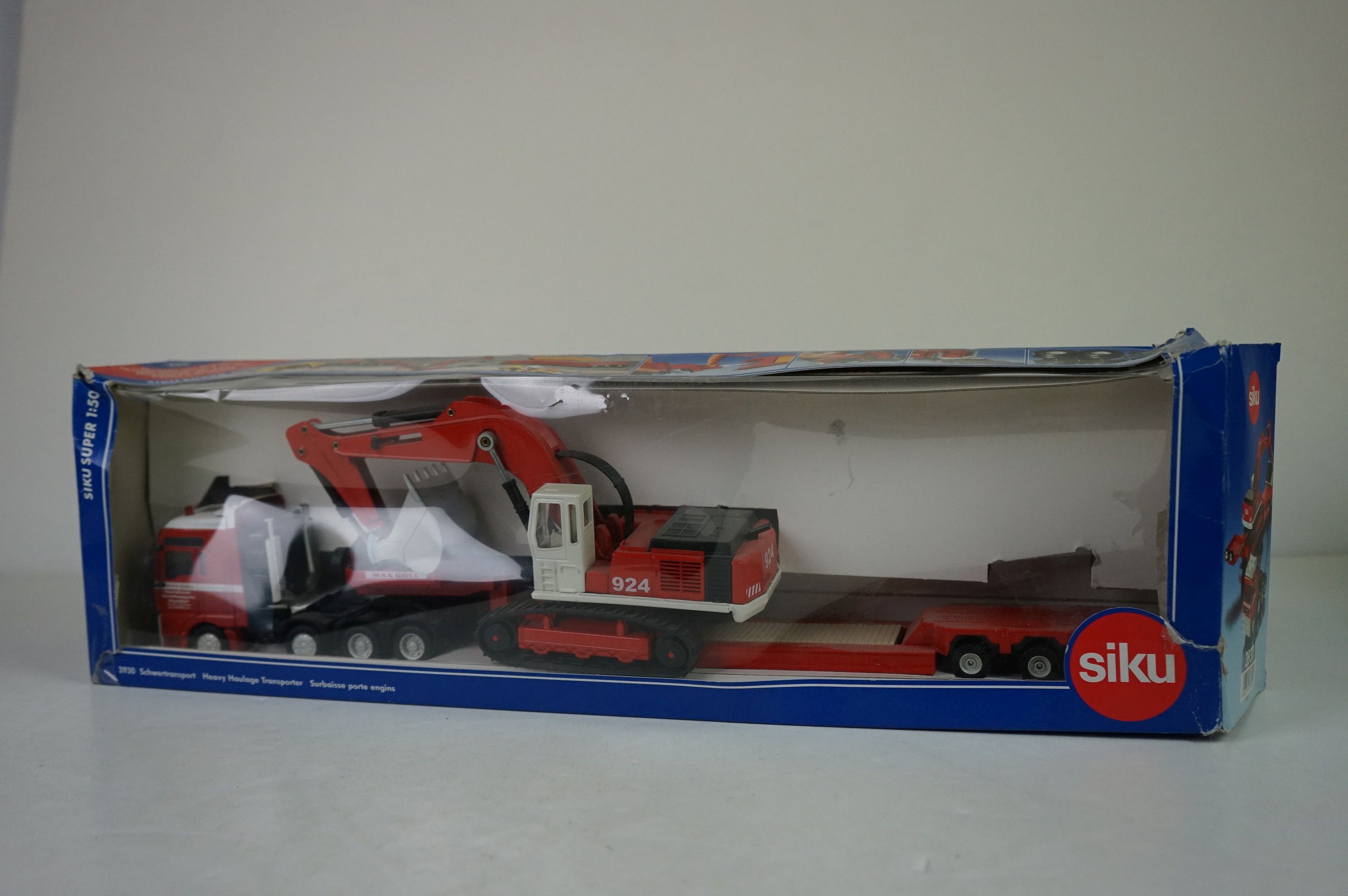 Seven boxed Siku diecast commercial and construction models to include 3930, 4911, 3116, 3418, 4911, - Image 14 of 15