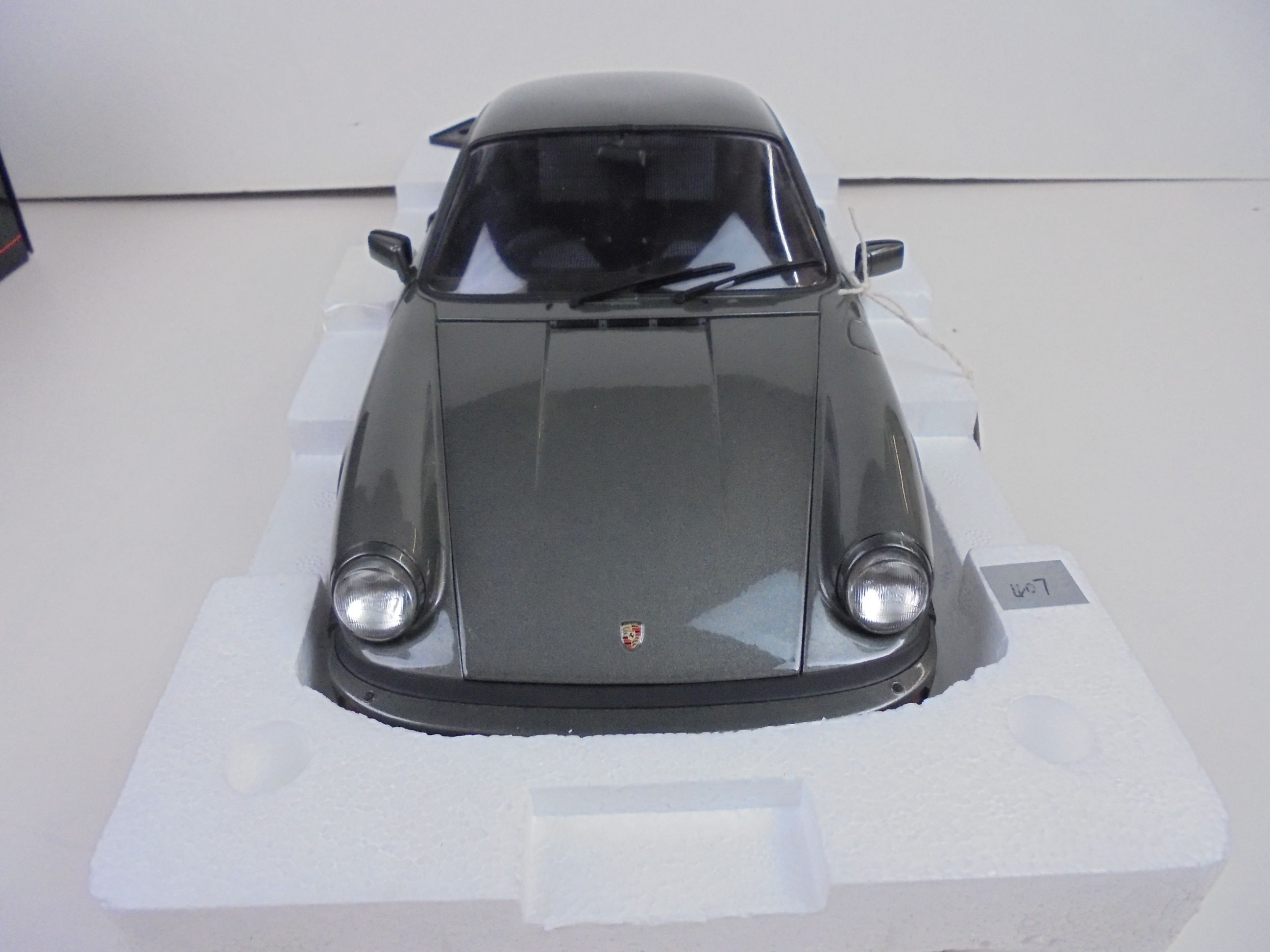 Boxed 1:12 scale limited edition Porsche 911 Carrera 3.2 coupe by Premium Classixxs. Only 500 pieces - Image 2 of 2