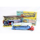 Two boxed Corgi Major diecast models to include 1137 Ford Tilt Cab H Series with detachable