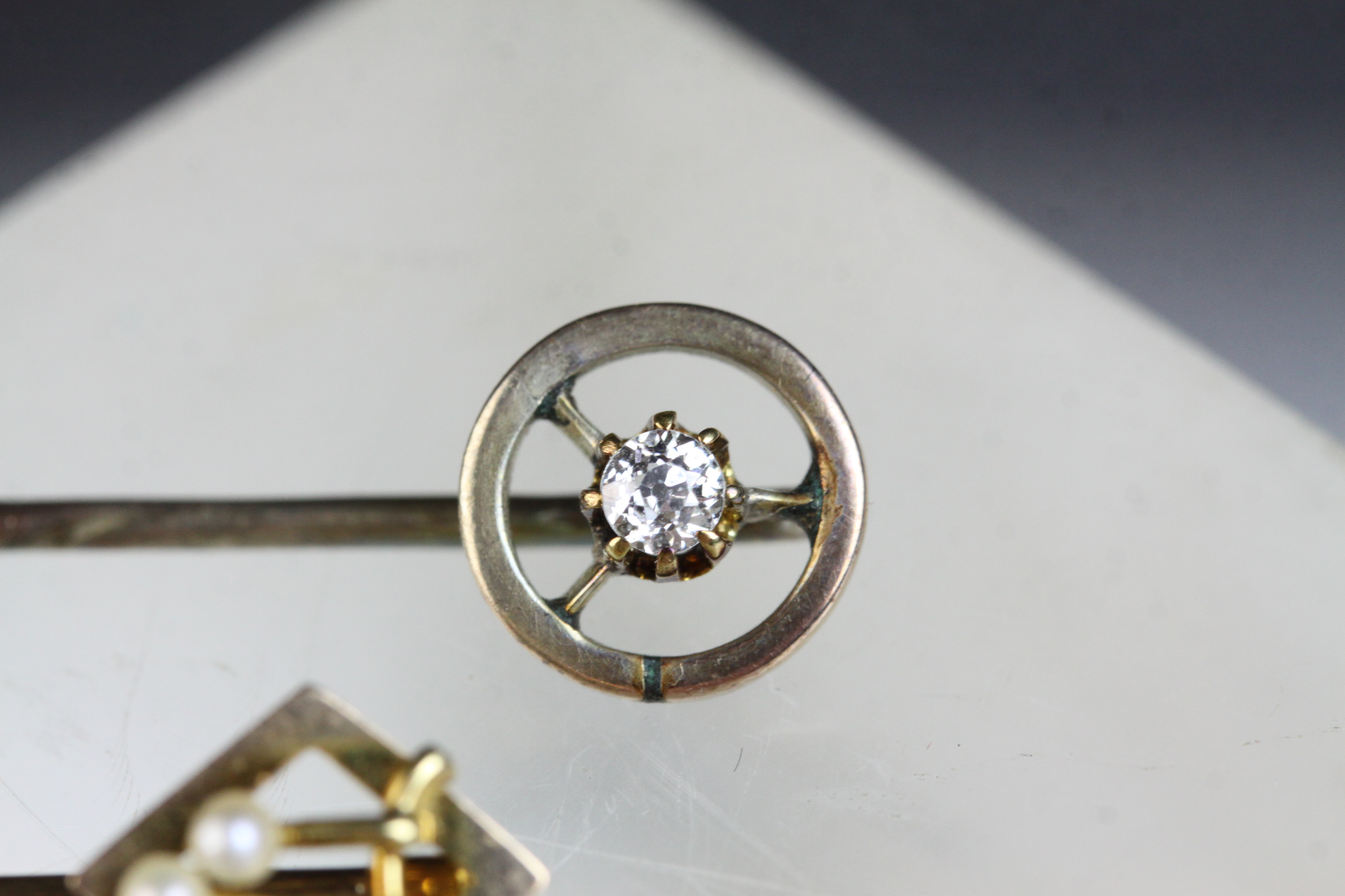 Diamond yellow metal stick pin, the round old cut diamond weighing approx 0.10 carat; together - Image 4 of 4