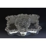 Edwardian silver jewellery/trinket box, cast classical scene depicting man, woman and child in