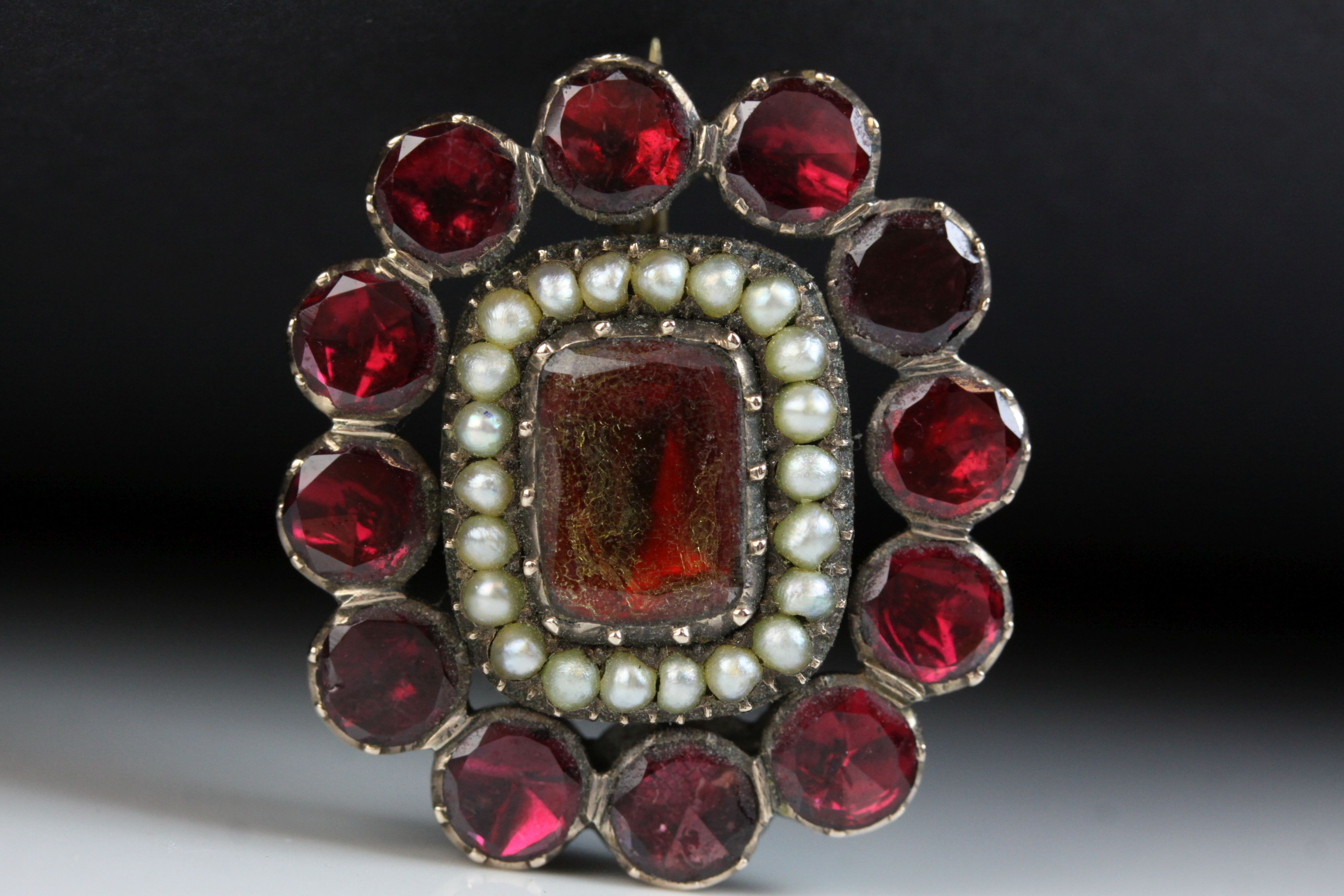 Georgian flat cut garnet and seed pearl brooch, unmarked rose gold, the central flat cut rectangular - Image 3 of 7