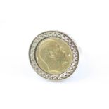 Edward VII half sovereign 9ct yellow gold ring, the half sovereign dated 1905, 9ct gold coin