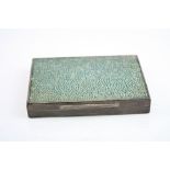 Shagreen silver cigarette case, rectangular form, shagreen top and bottom, engine turned silver