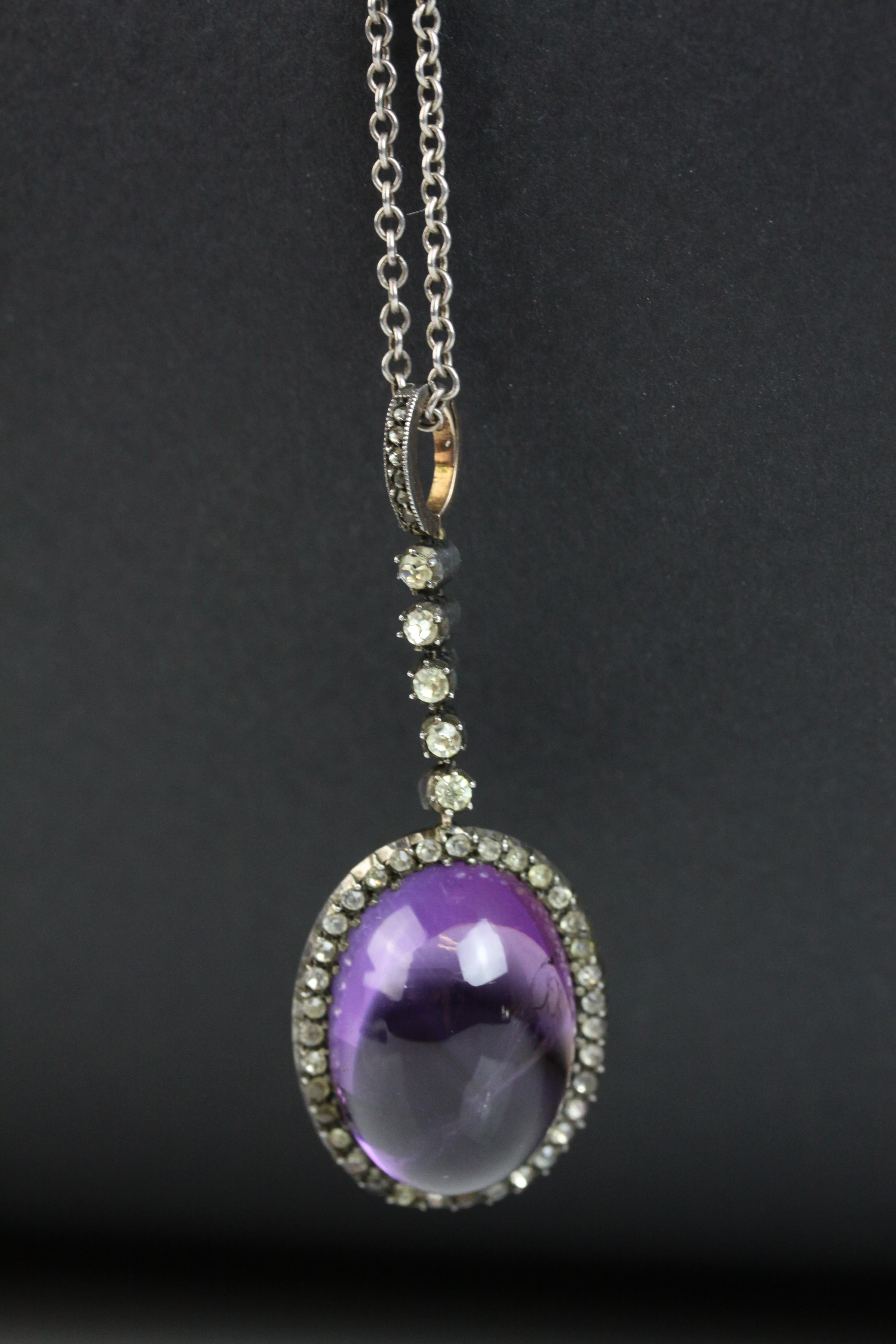 Victorian amethyst and paste silver and gold backed pendant necklace, the oval cabochon cut amethsyt - Image 2 of 5