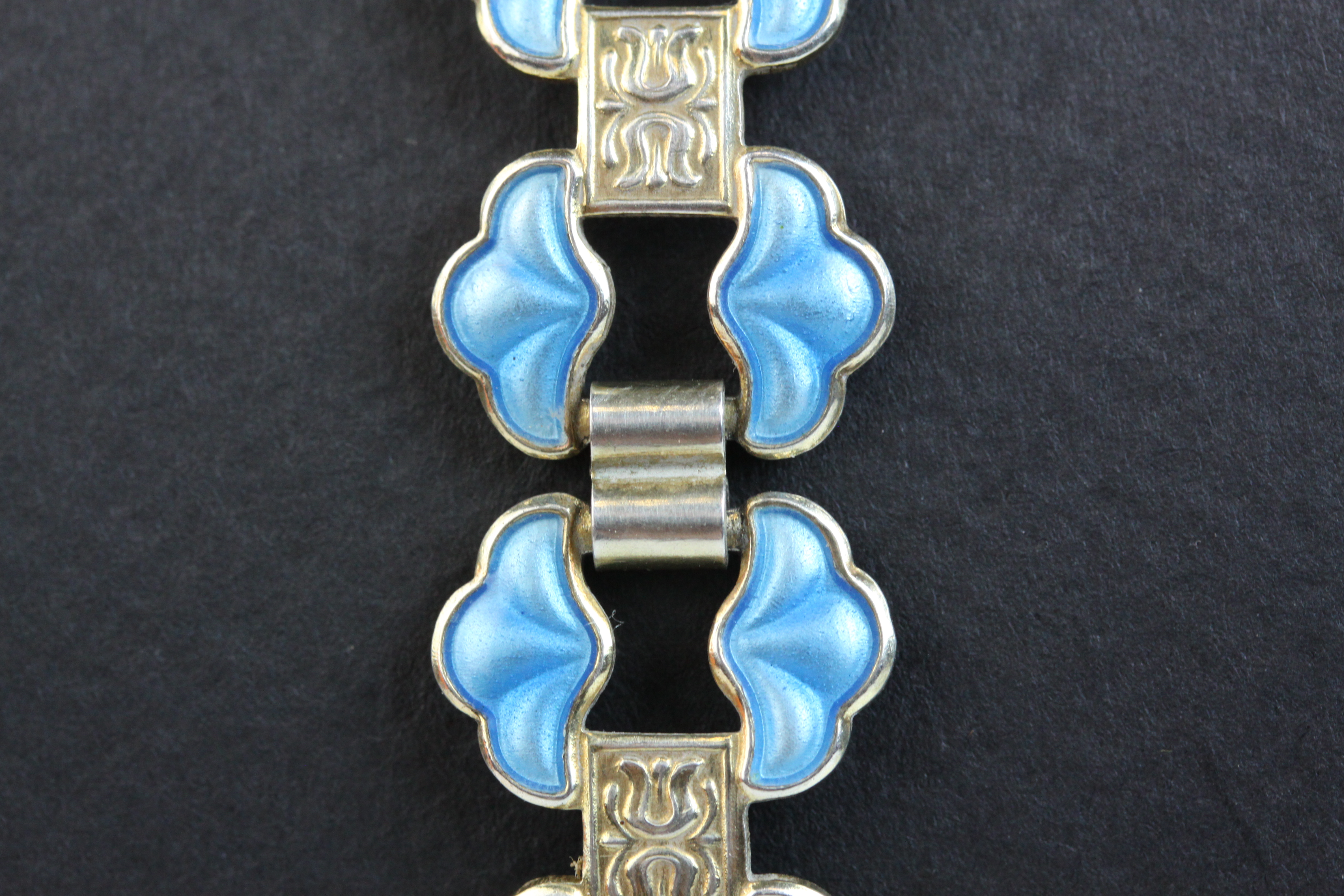 Albert Scharning Norwegian enamelled silver gilt bracelet, a double row of enamelled shell motifs - Image 3 of 5